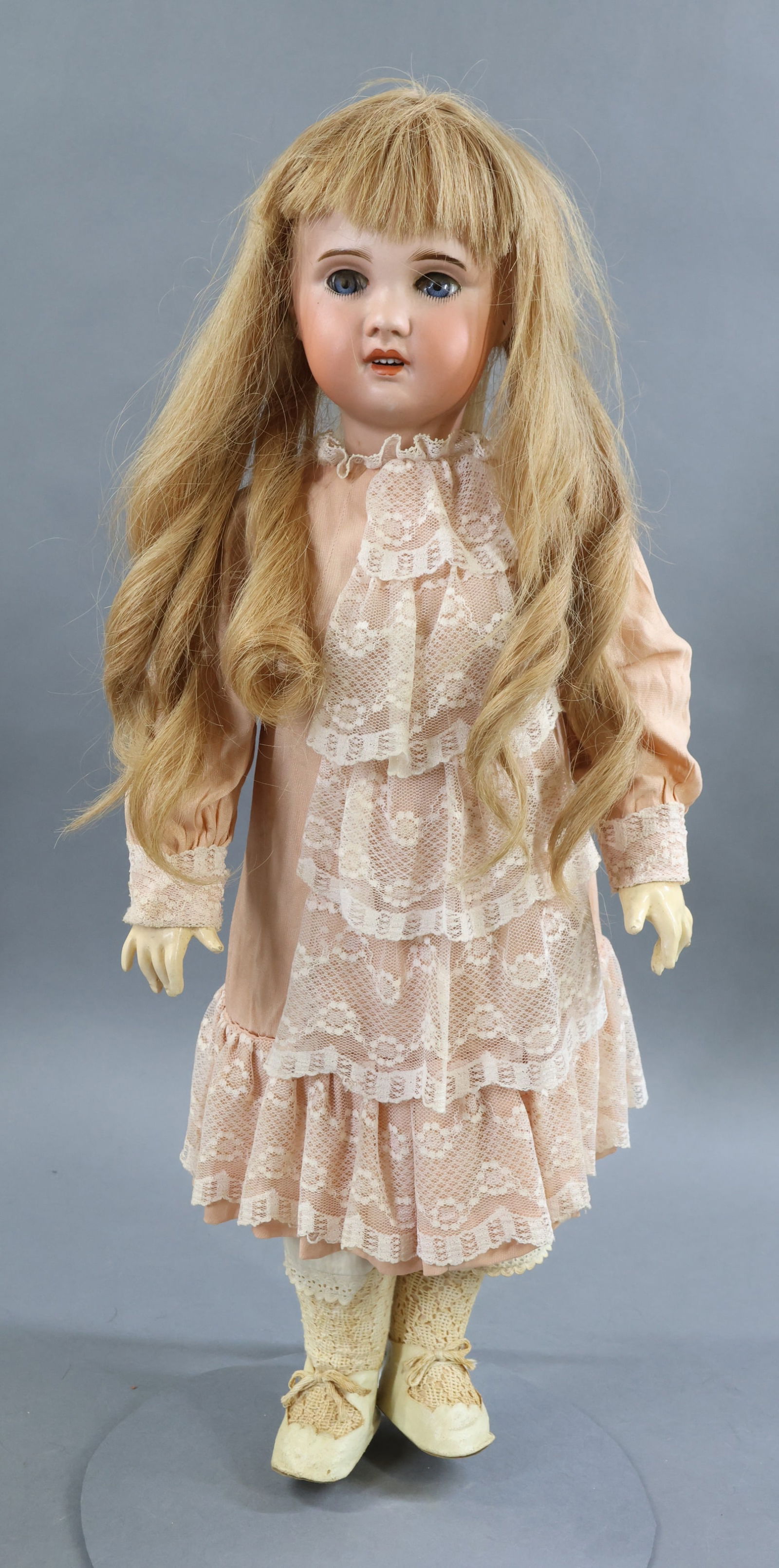 FRENCH BISQUE DOLLS. (1 of 14)