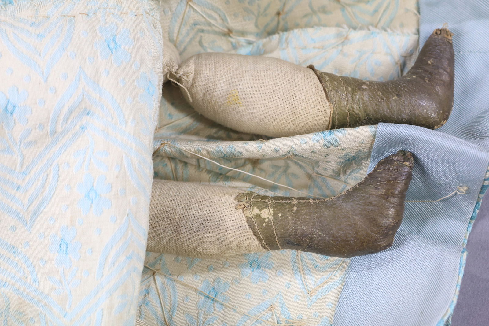 PAPIER MACHE DOLLS. - 15