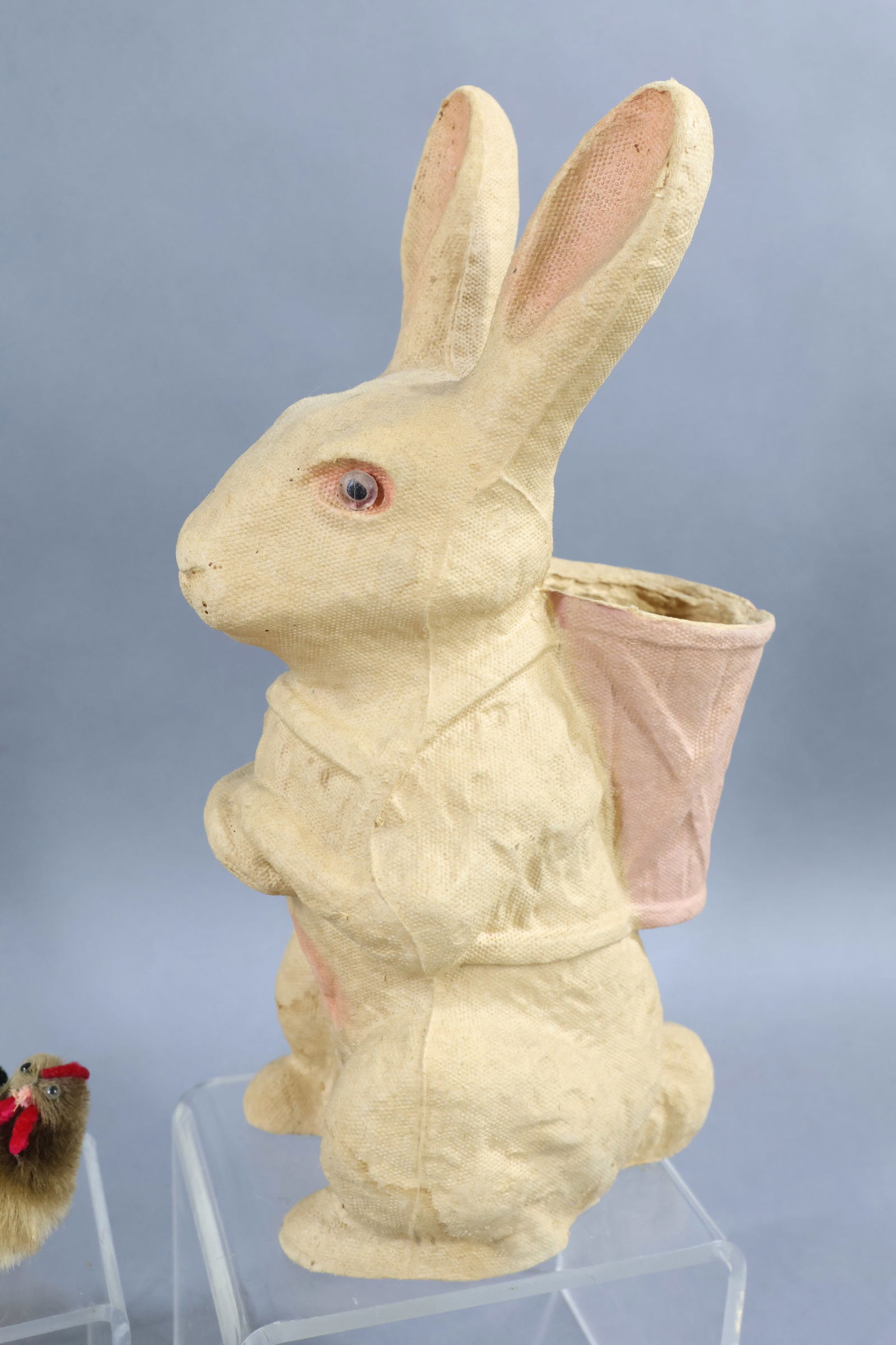 HOLIDAY/NOVELTIES. - 10