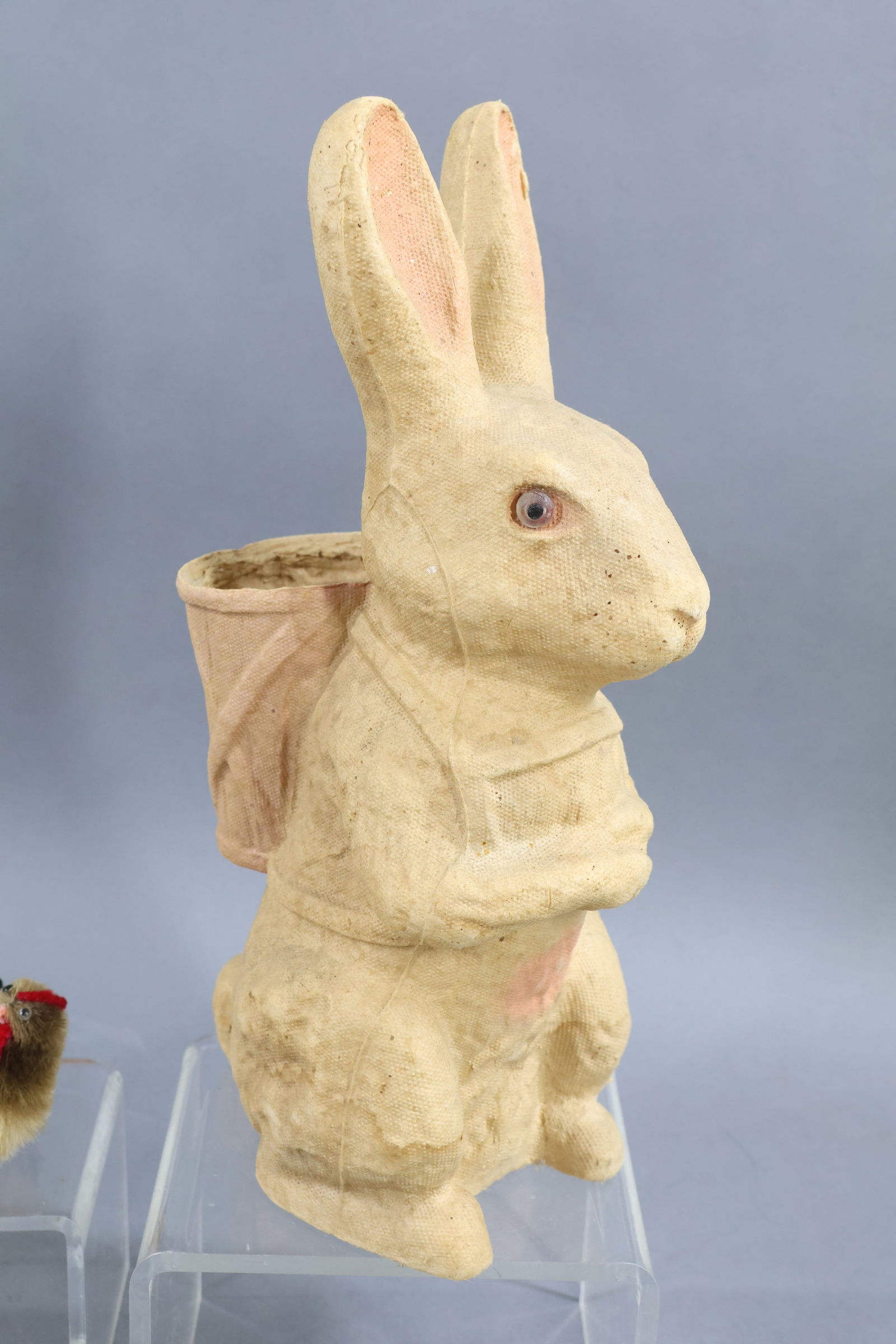 HOLIDAY/NOVELTIES. - 11