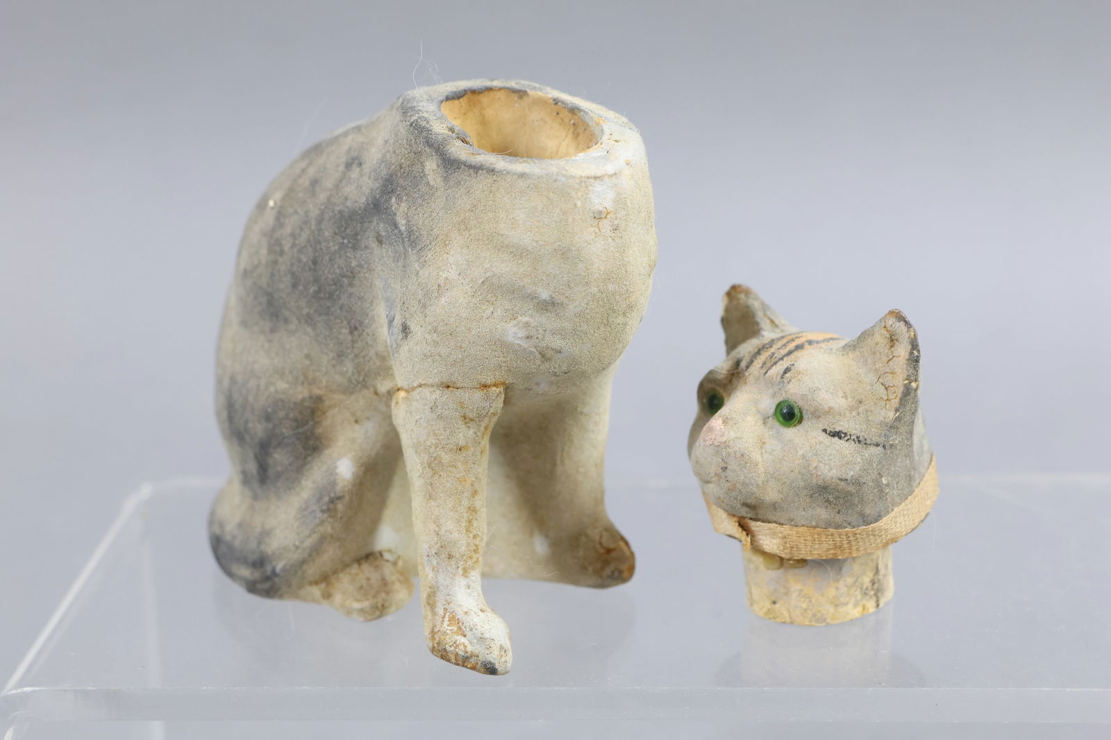 HOLIDAY/NOVELTIES. - 3