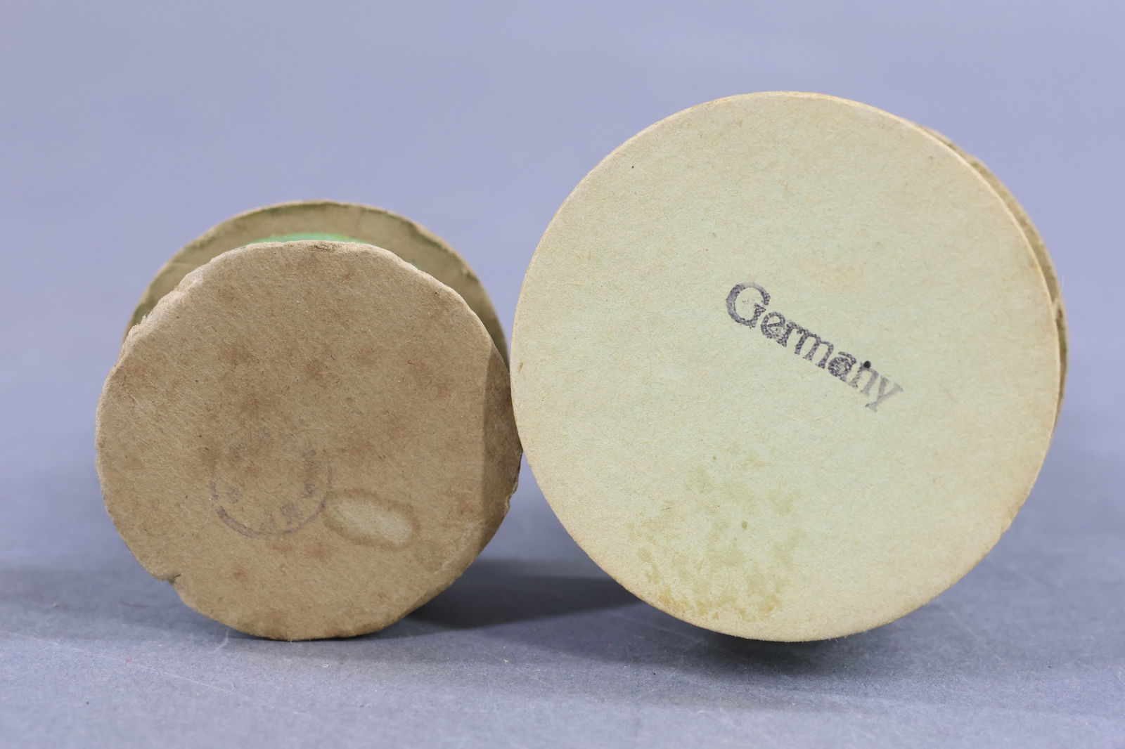 HOLIDAY/NOVELTIES. - 10