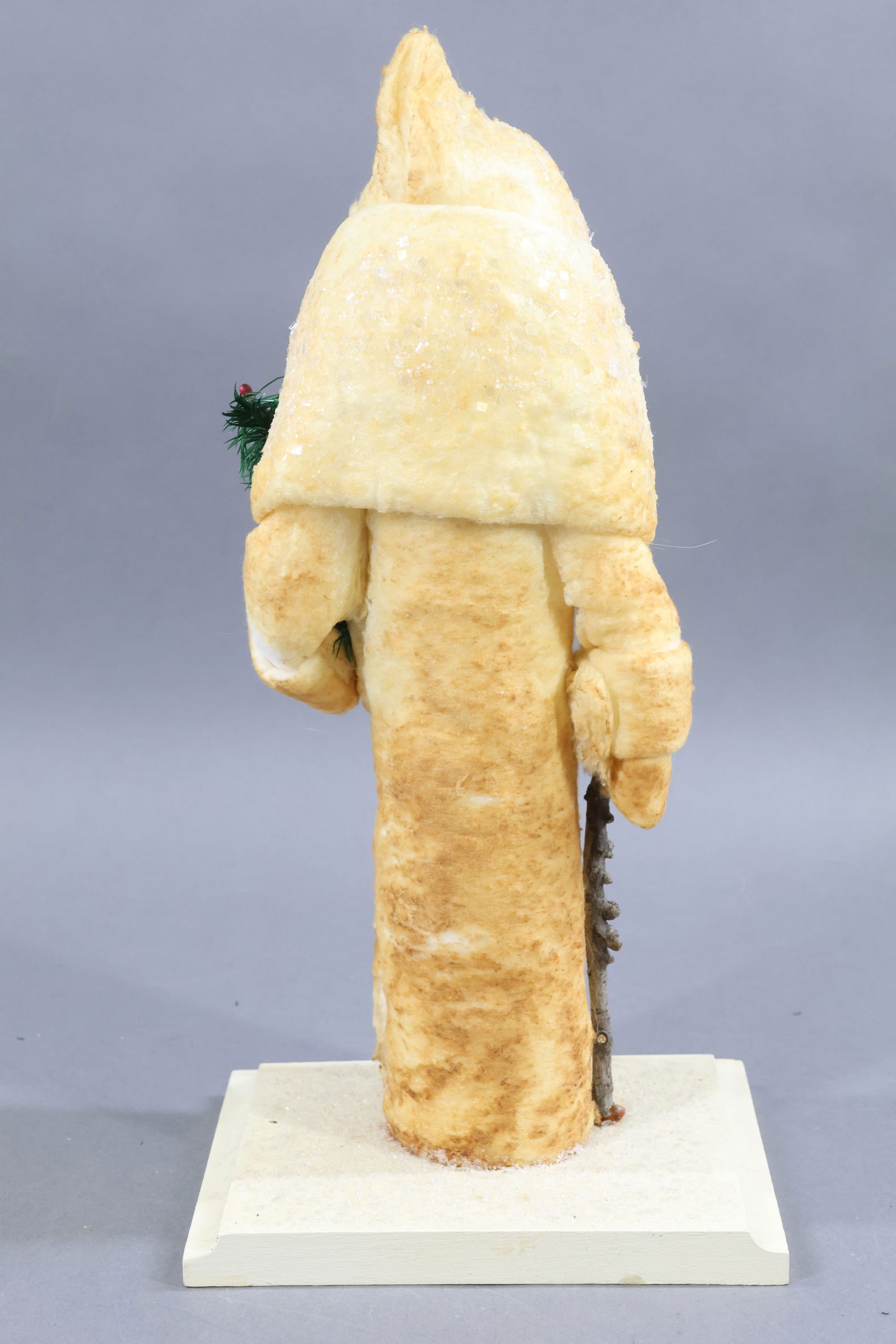 HOLIDAY/NOVELTIES. - 15