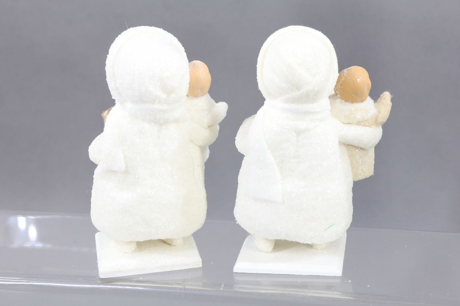 HOLIDAY/NOVELTIES. - 9