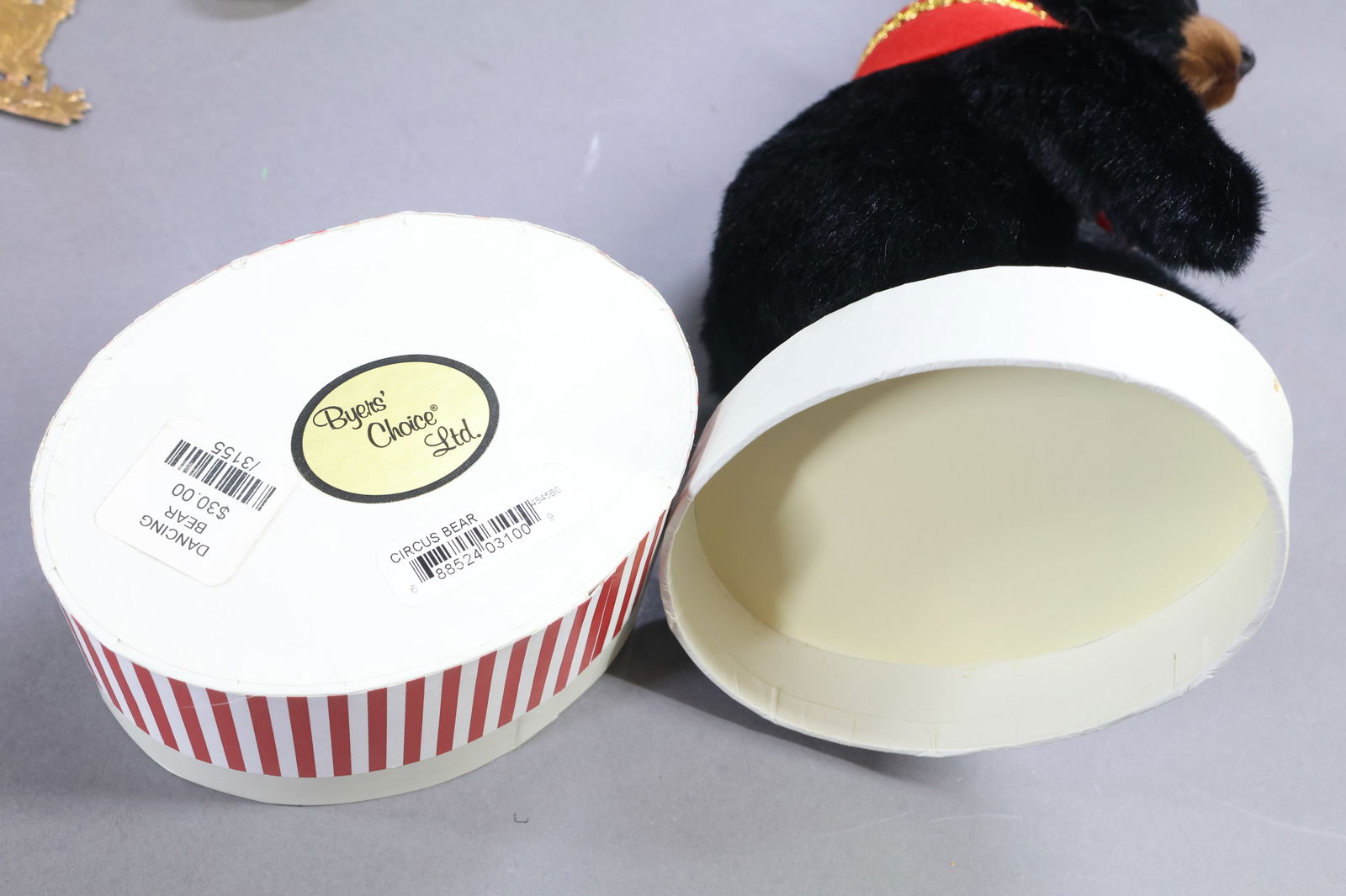 HOLIDAY/NOVELTIES. - 3