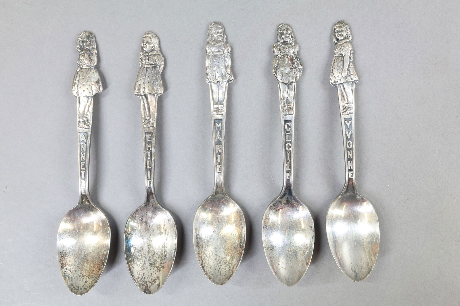 HOLIDAY/NOVELTIES. - 3