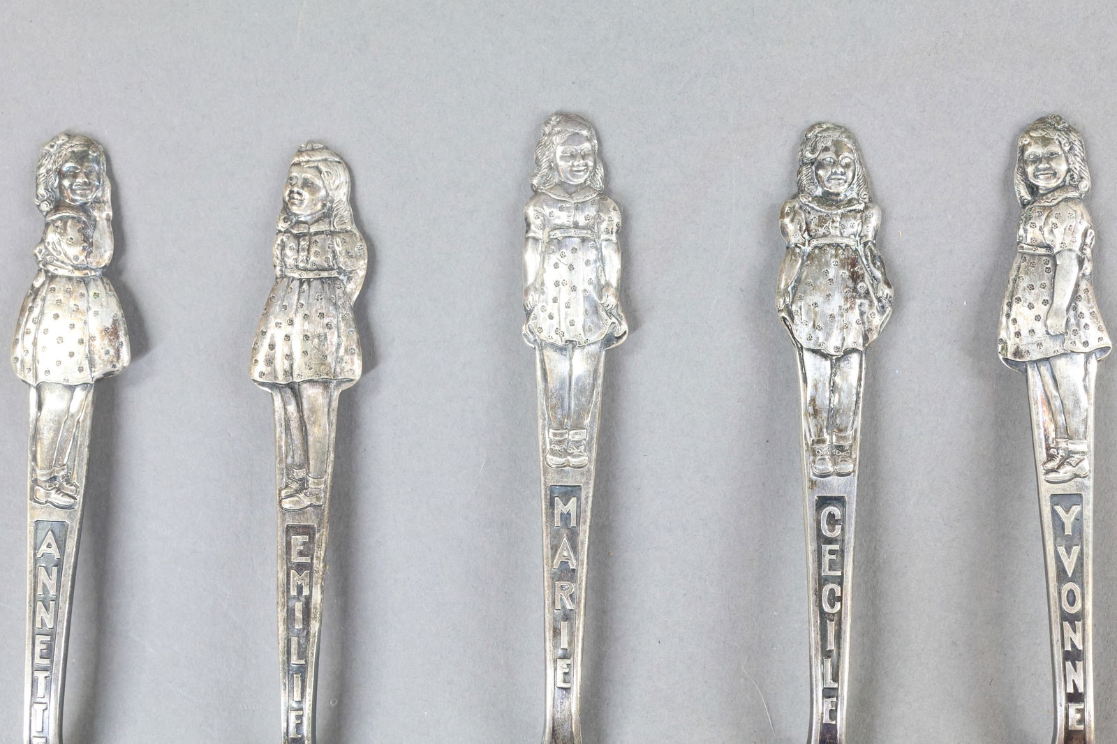 HOLIDAY/NOVELTIES. - 4