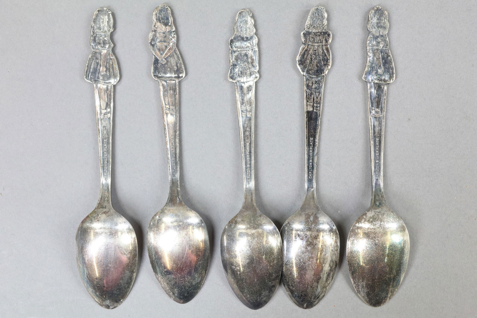 HOLIDAY/NOVELTIES. - 5