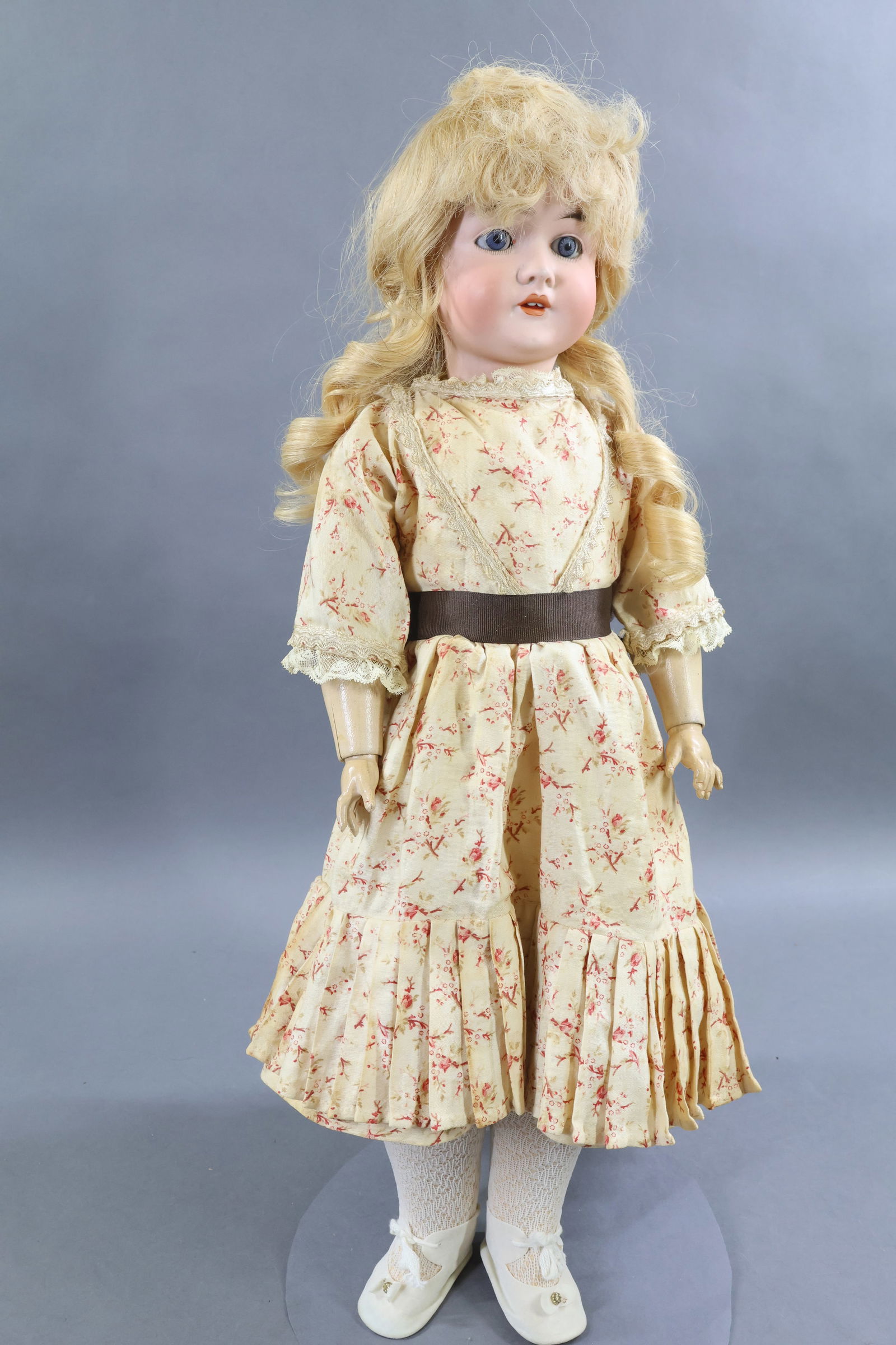 GERMAN BISQUE DOLLS. - 9