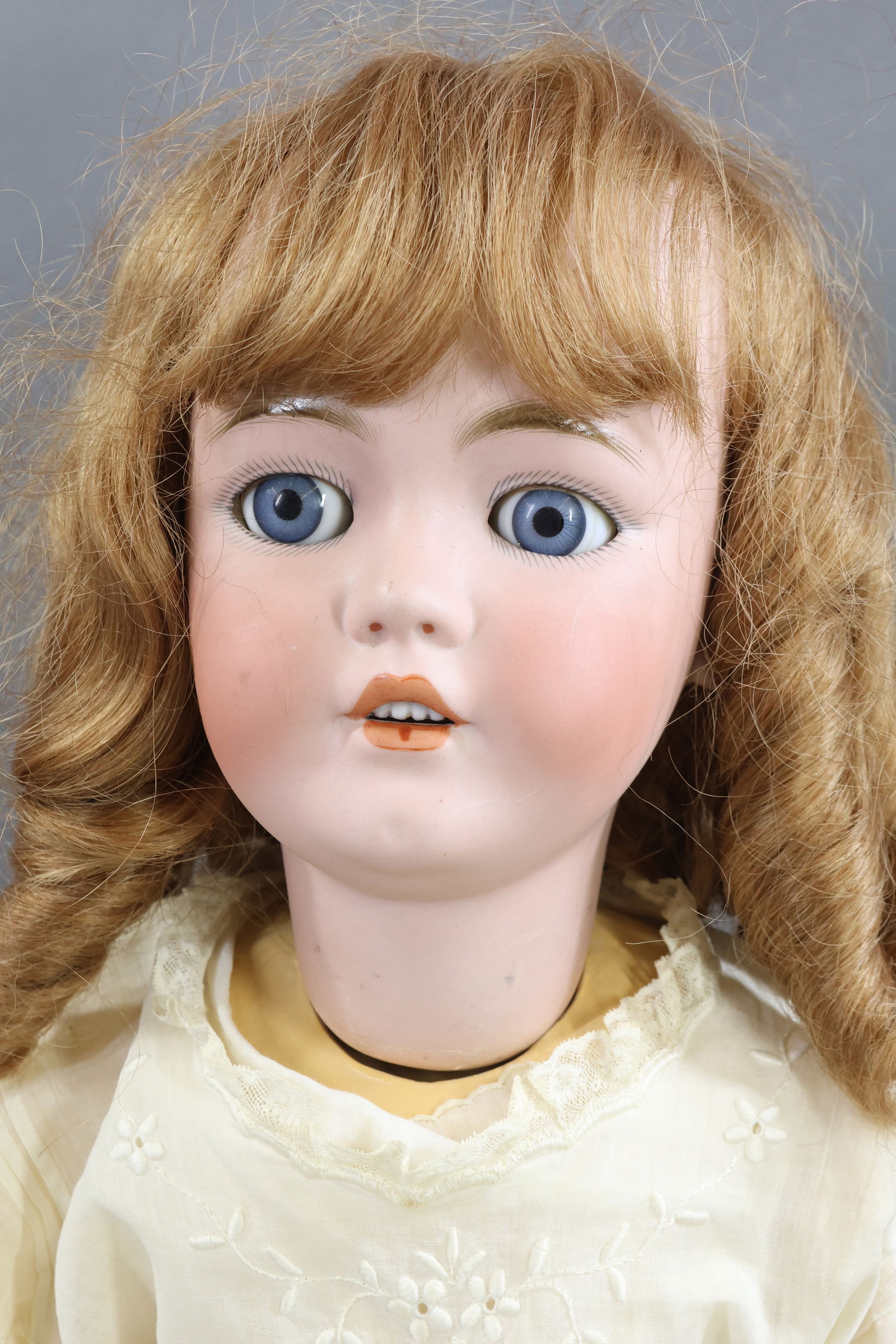 GERMAN BISQUE DOLLS. - 2