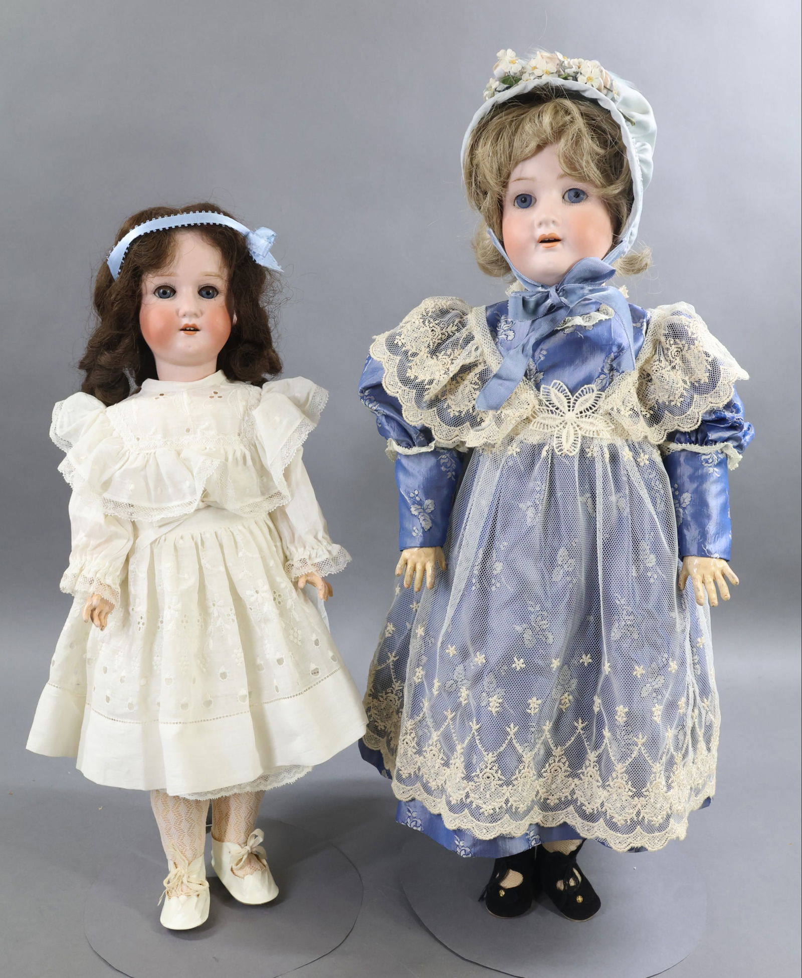 GERMAN BISQUE DOLLS. (1 of 17)