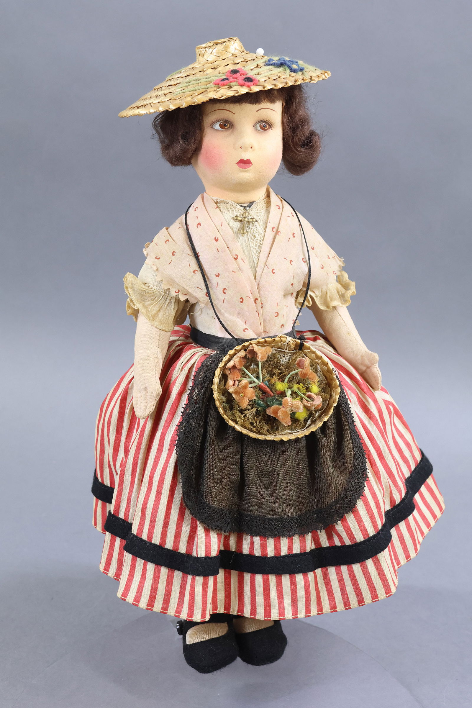 CLOTH DOLLS. (1 of 6)