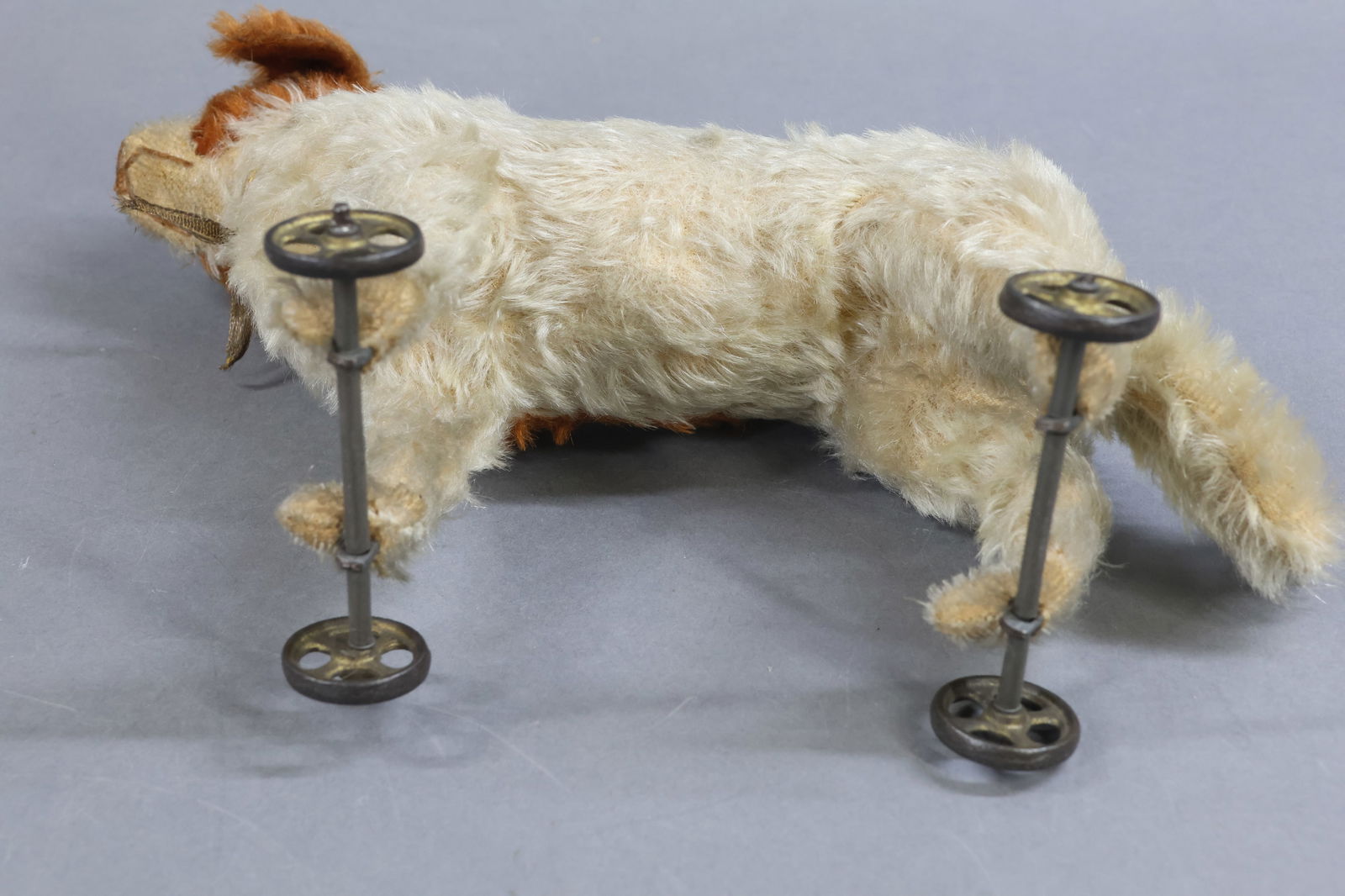 VINTAGE STEIFF. - 10