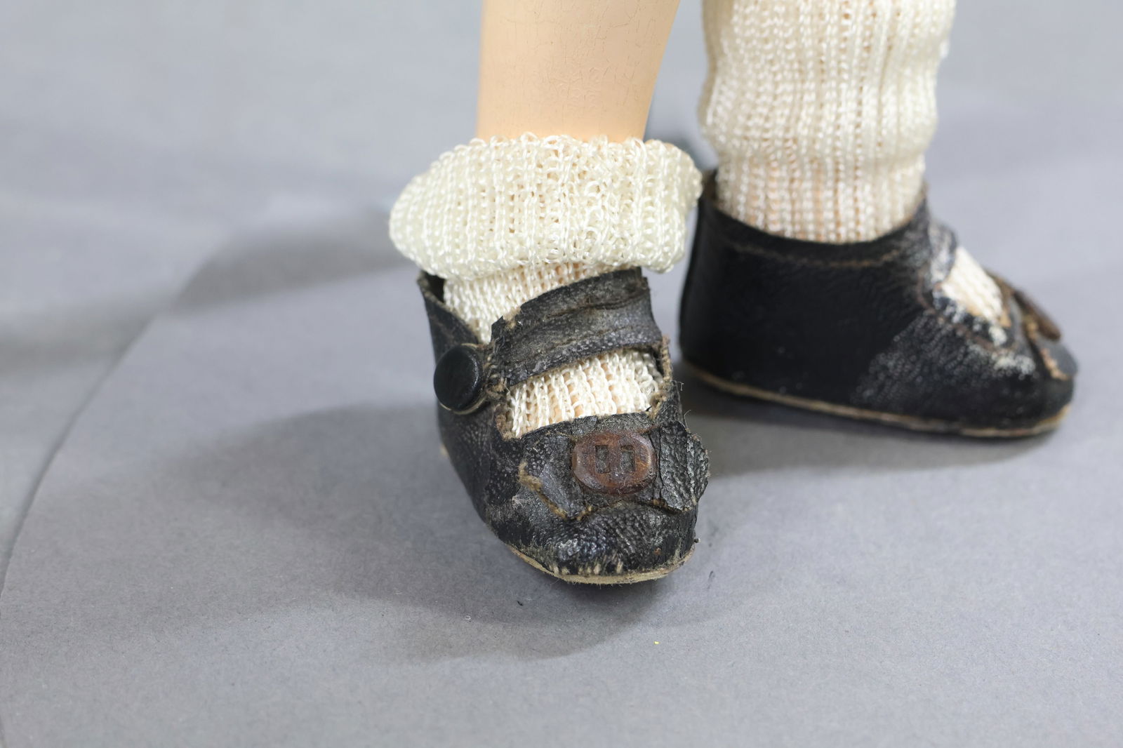 COMPOSITION DOLLS. - 7