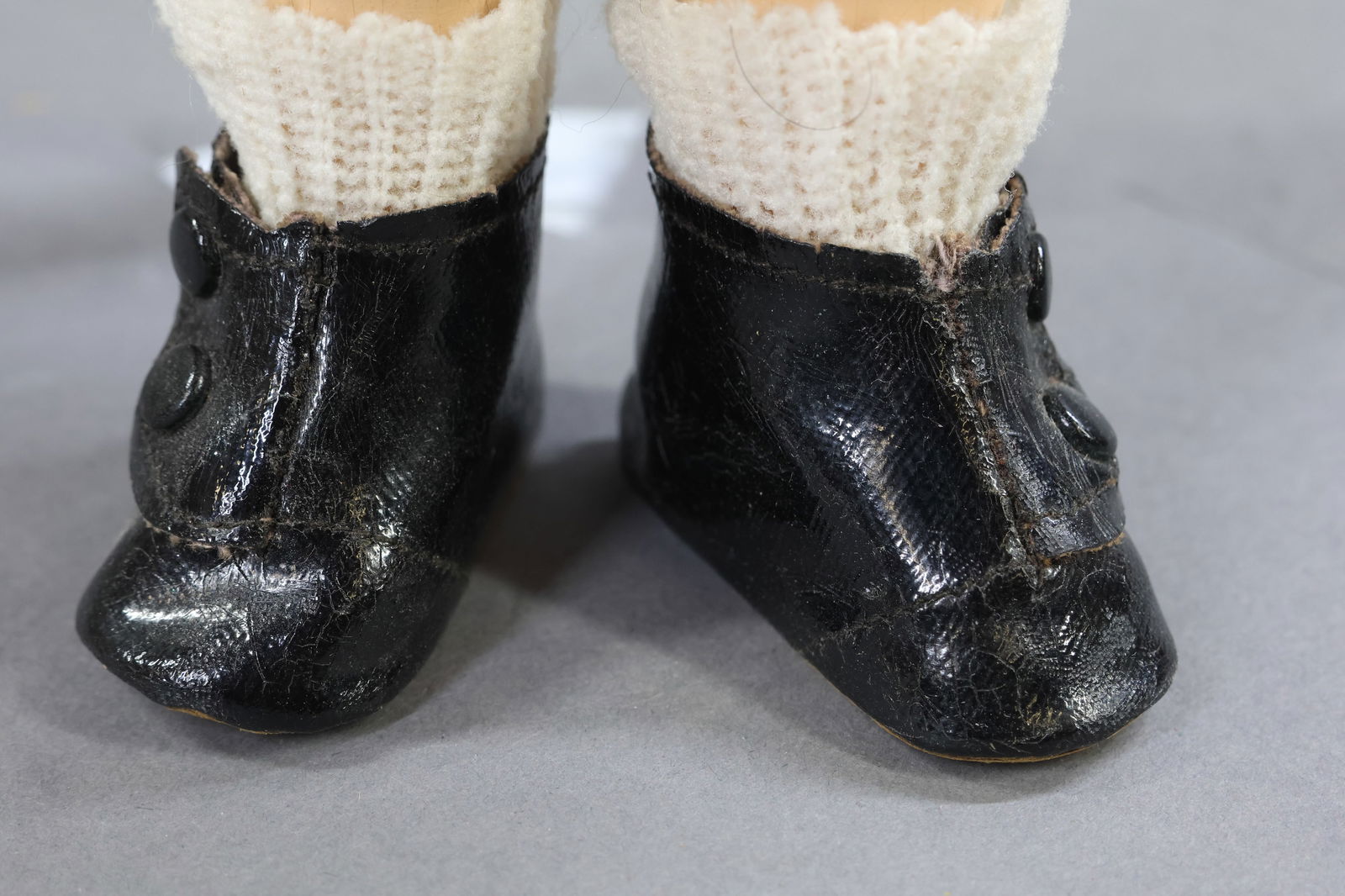 COMPOSITION DOLLS. - 10