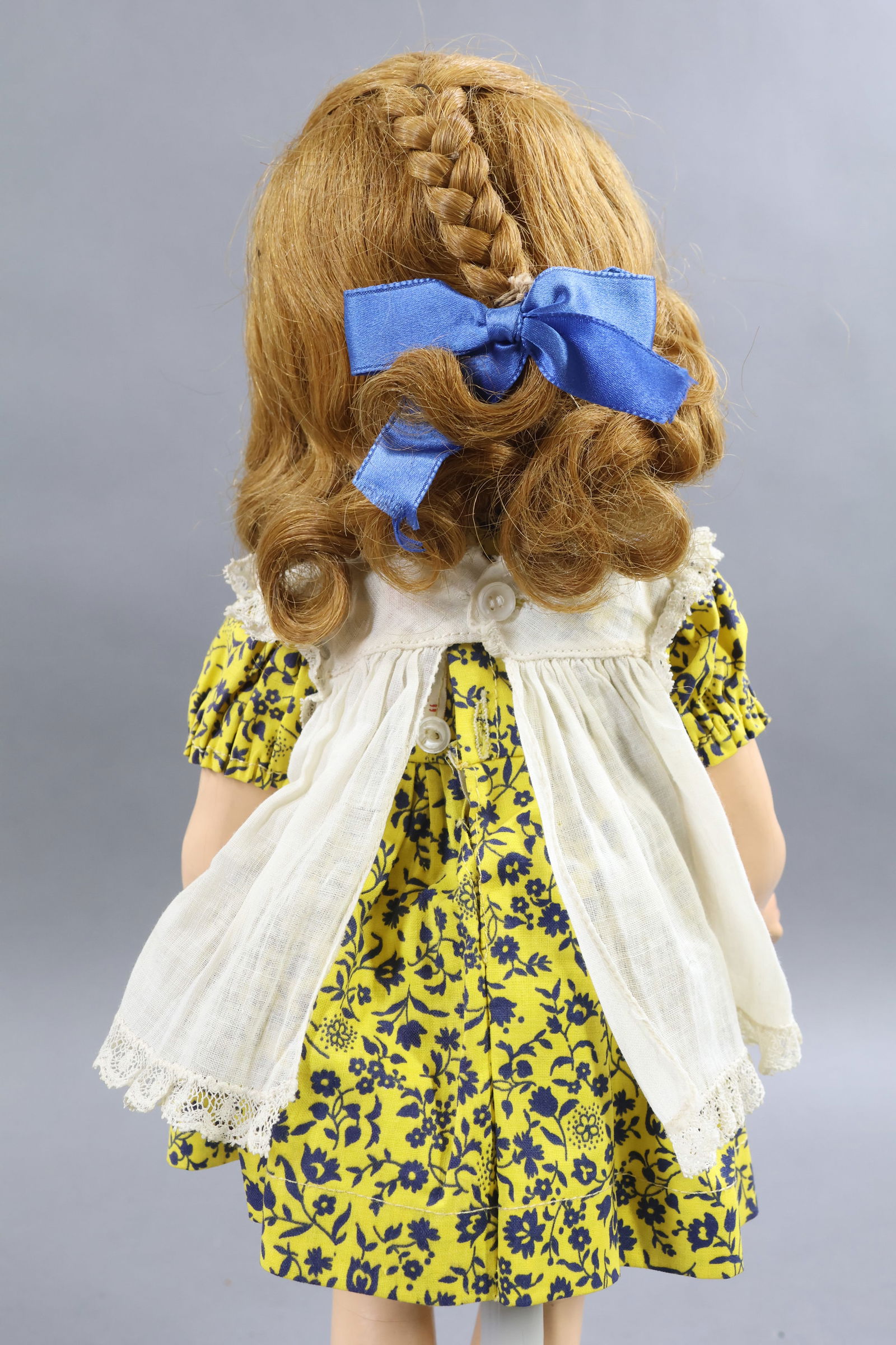 COMPOSITION DOLLS. - 18