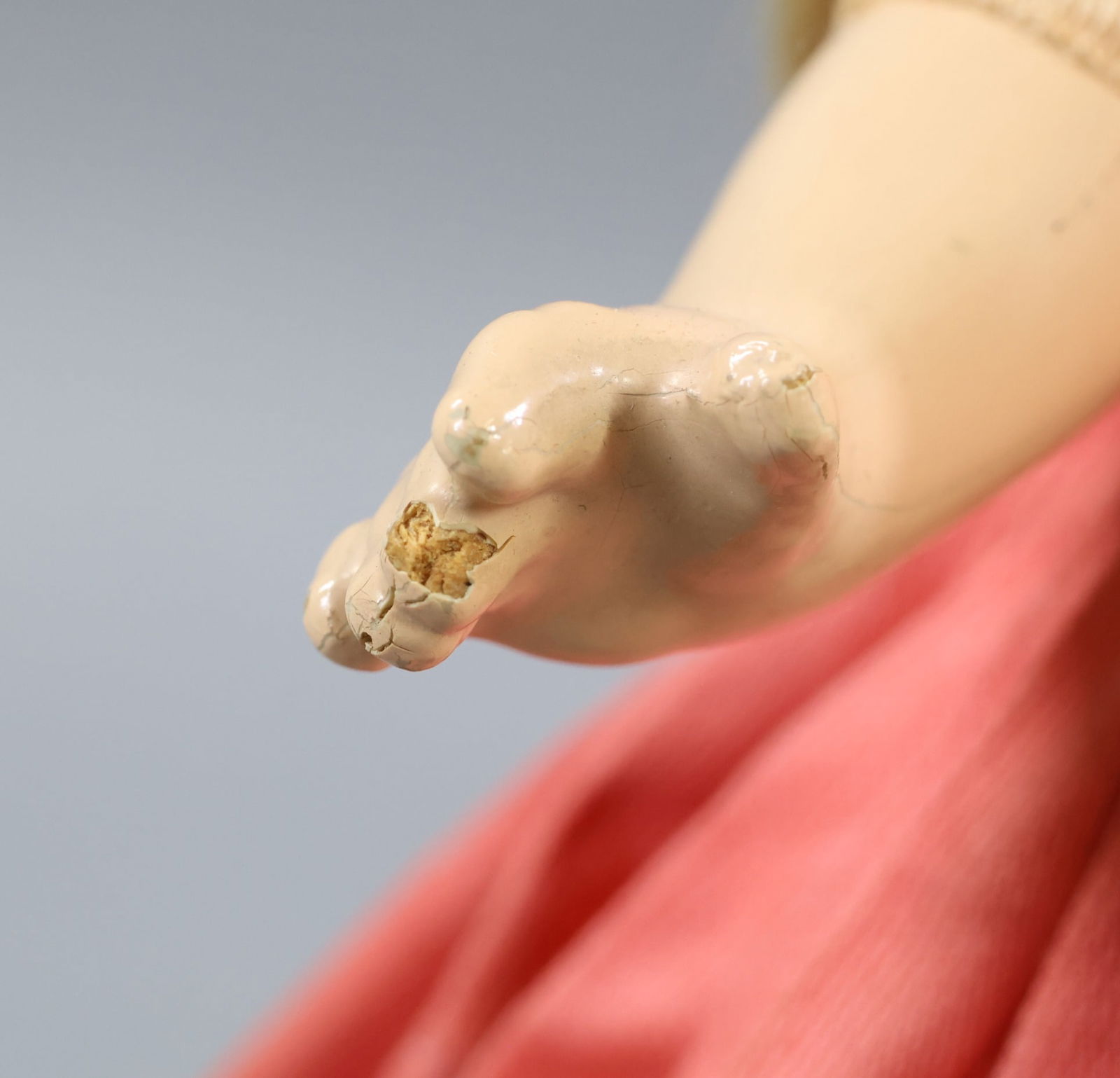 COMPOSITION DOLLS. - 6