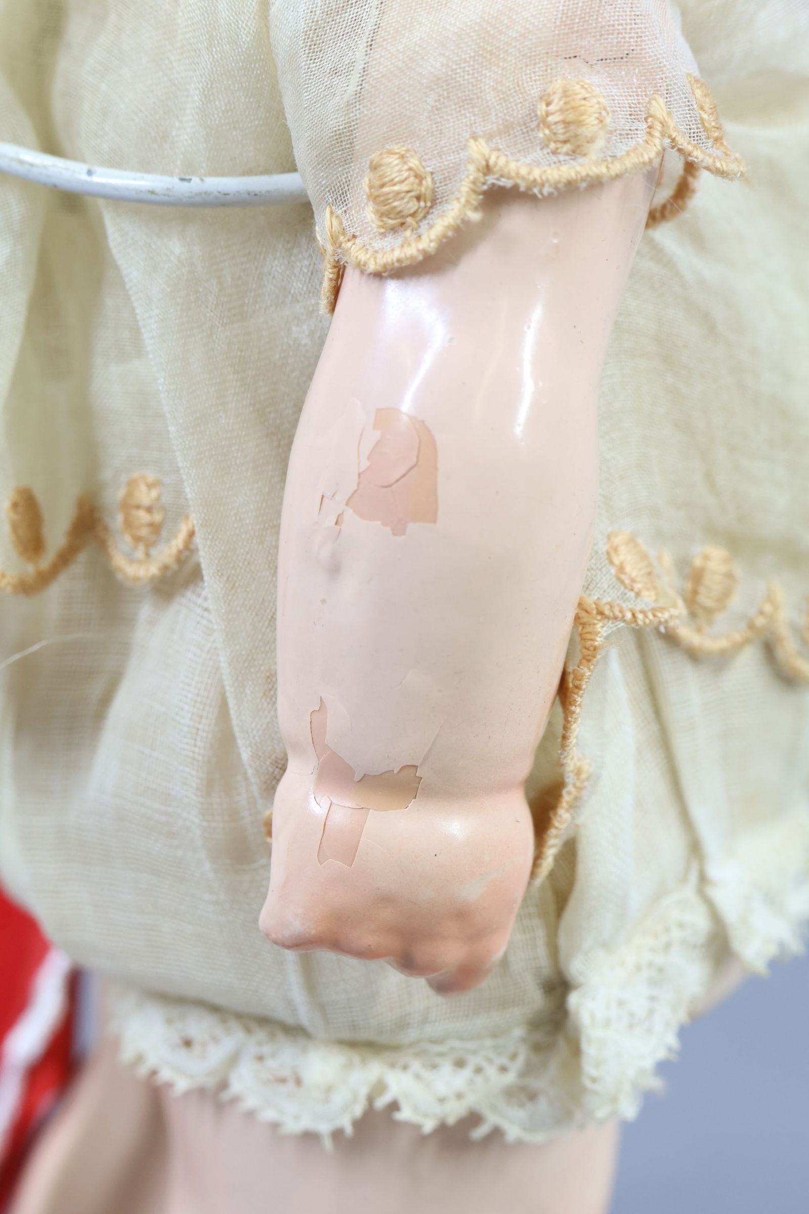 COMPOSITION DOLLS. - 12