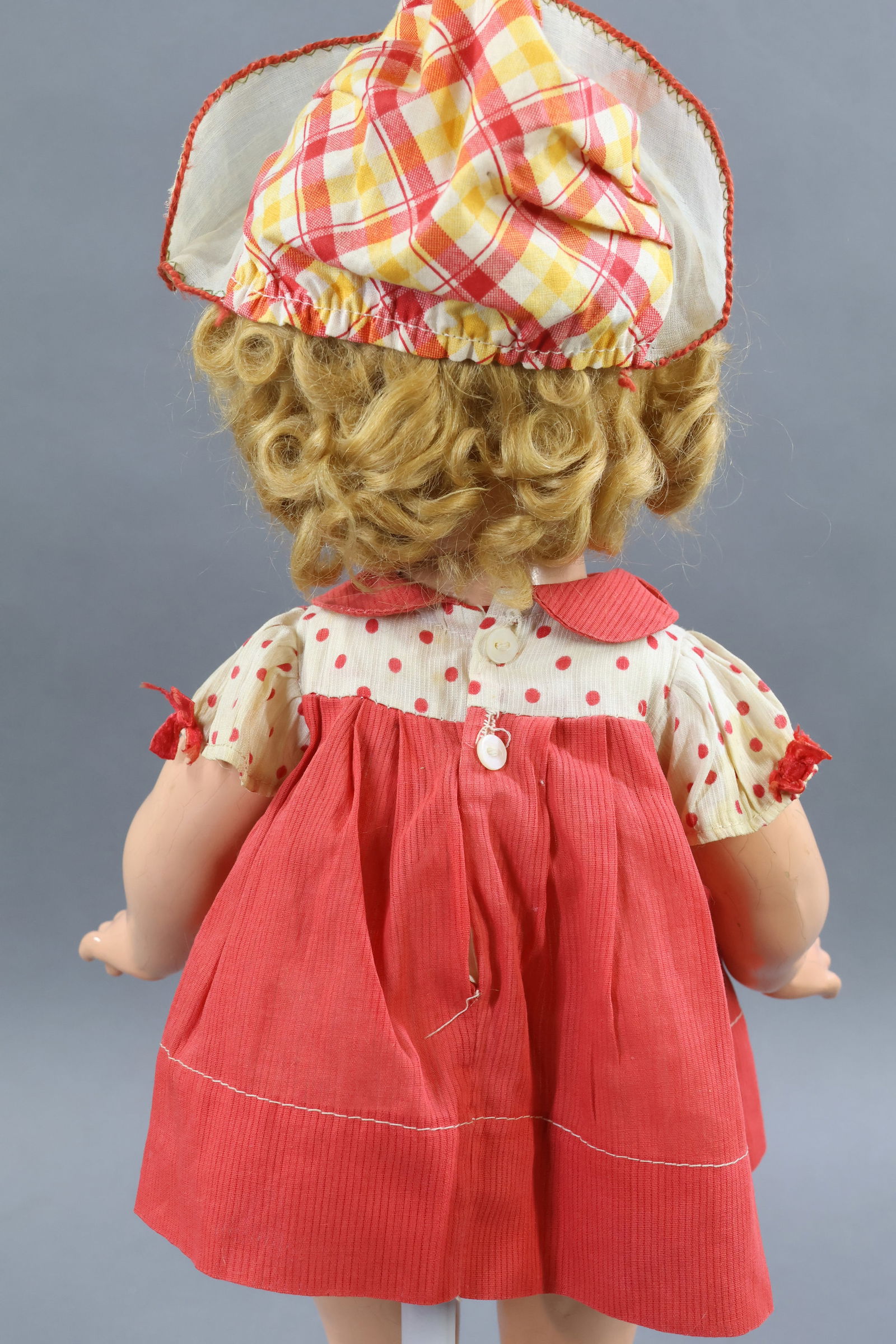 COMPOSITION DOLLS. - 9