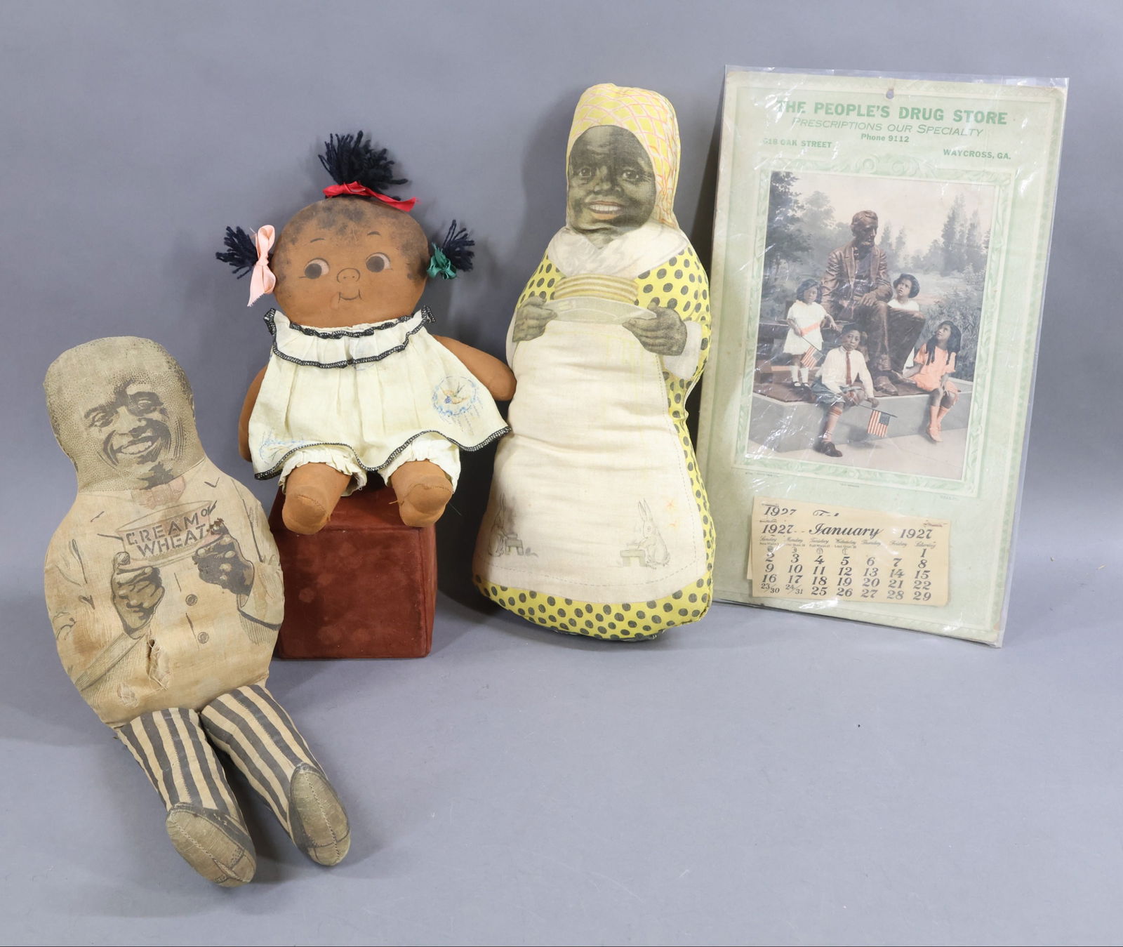 BLACK DOLLS. (1 of 8)