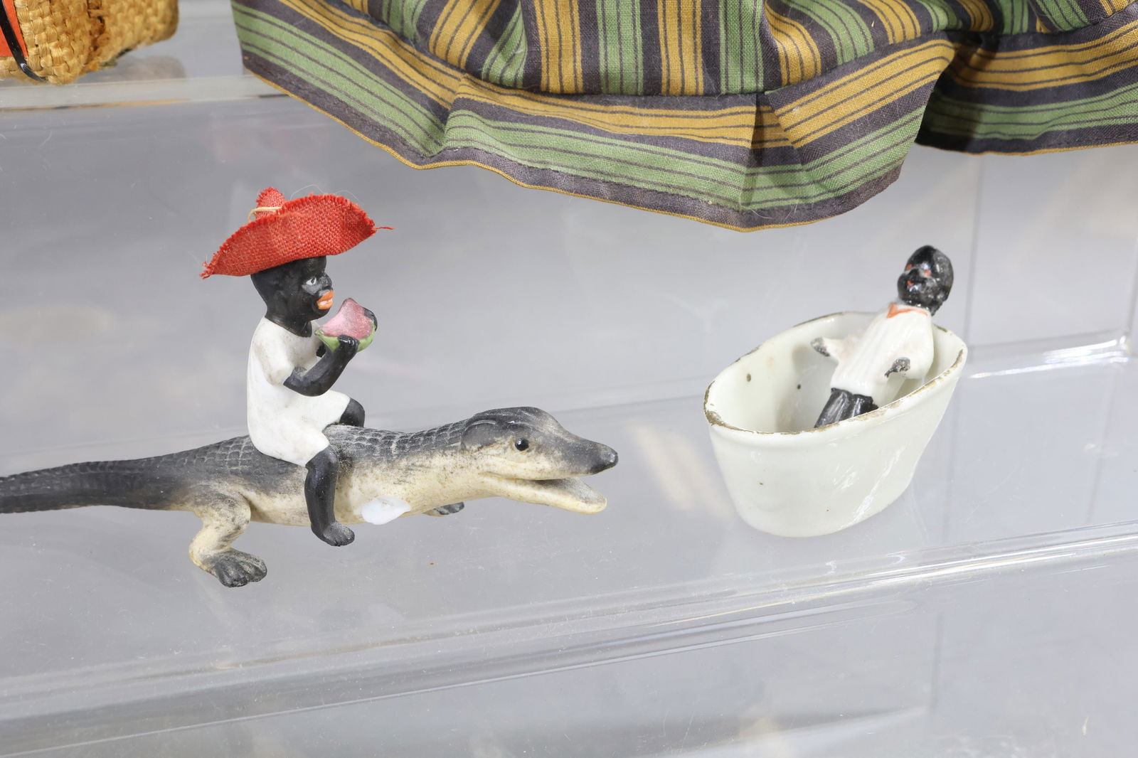 BLACK DOLLS/FIGURINES. - 8