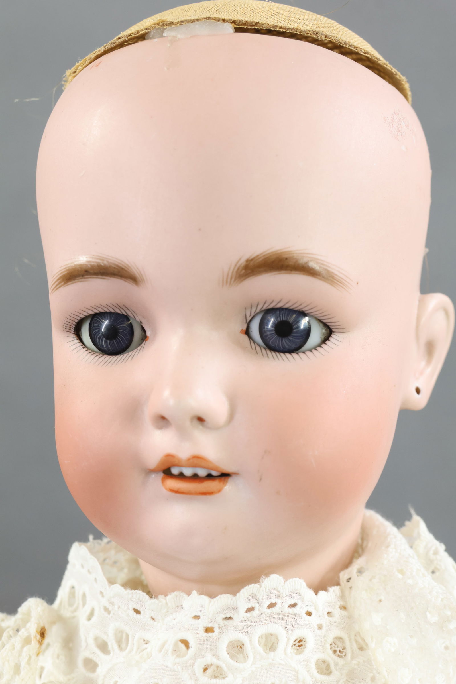 GERMAN BISQUE DOLLS. - 10