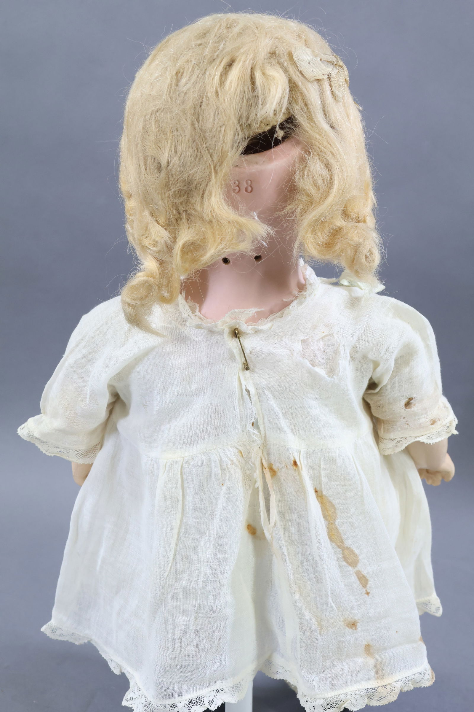 GERMAN BISQUE DOLLS. - 8