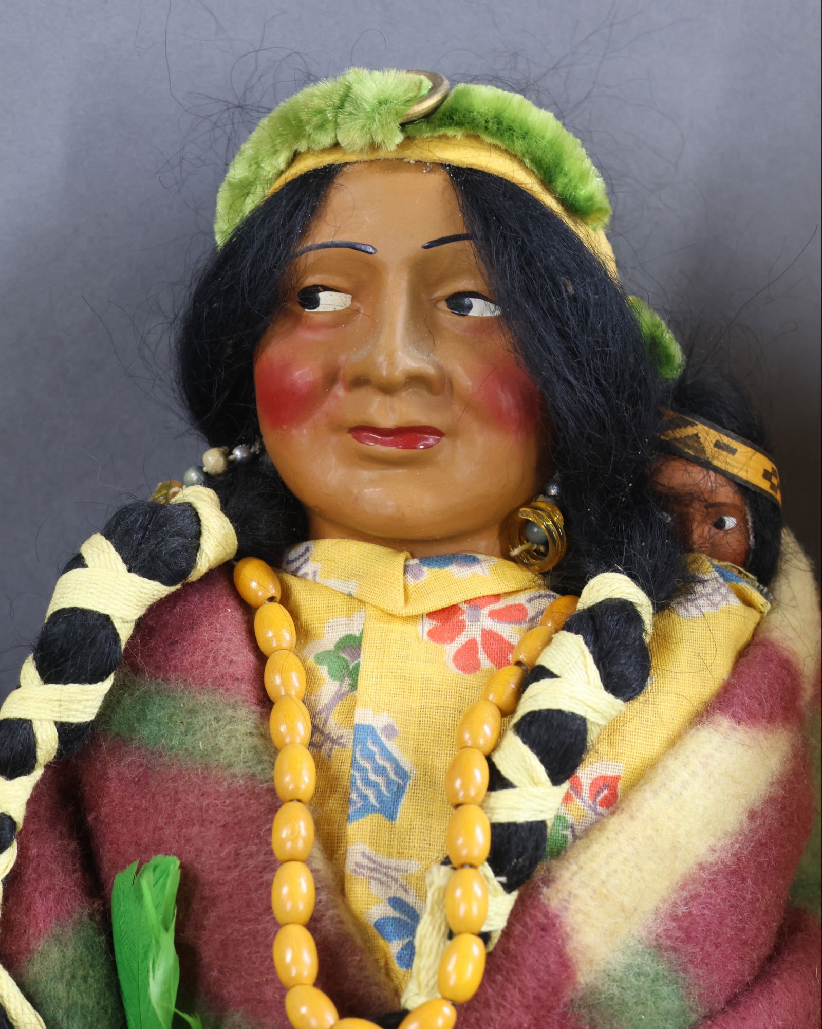 NATIVE AMERICAN DOLLS. - 4