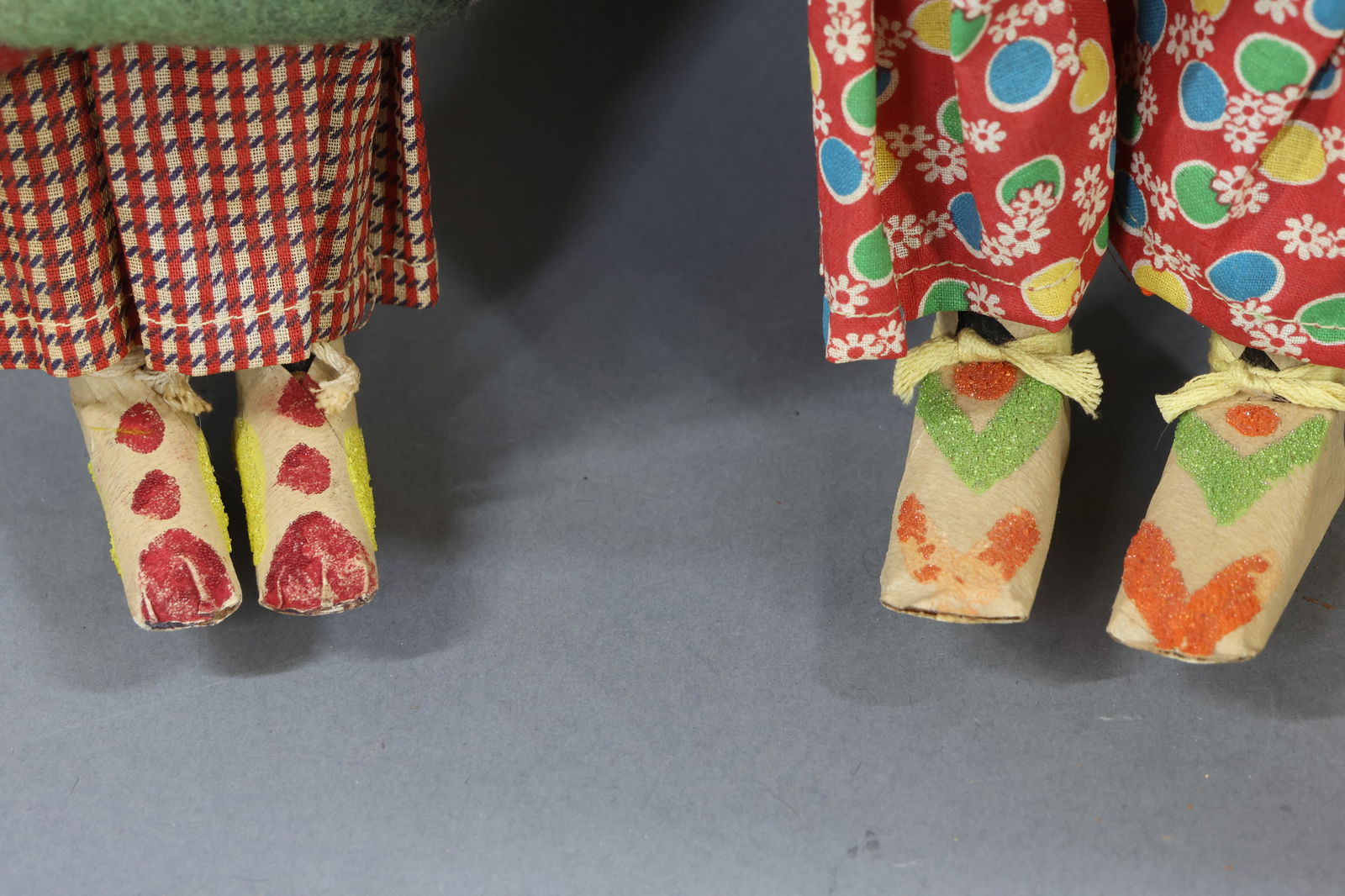 NATIVE AMERICAN DOLLS. - 5