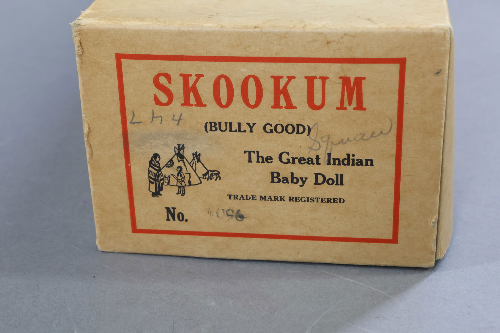 NATIVE AMERICAN DOLLS. - 14