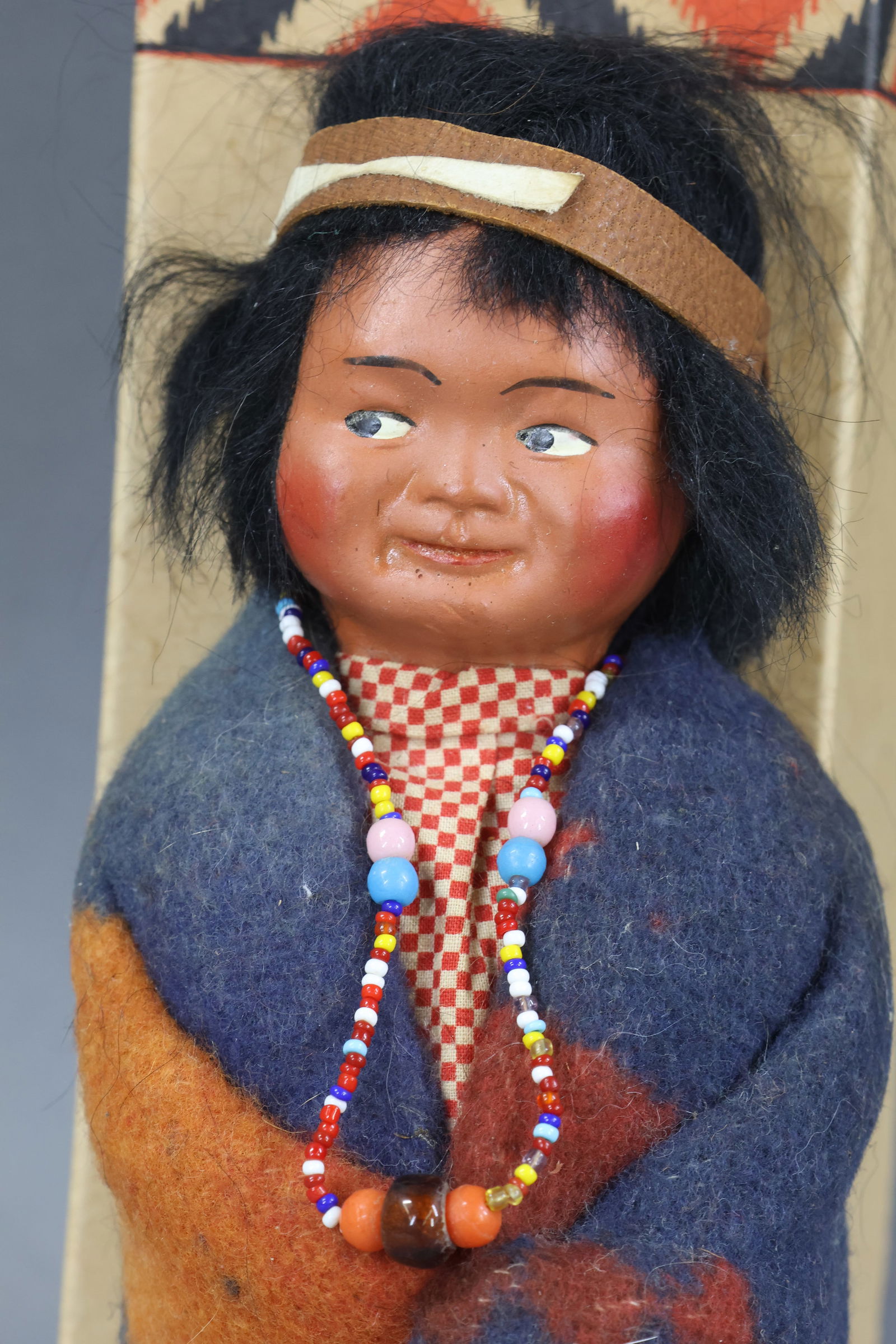 NATIVE AMERICAN DOLLS. - 10
