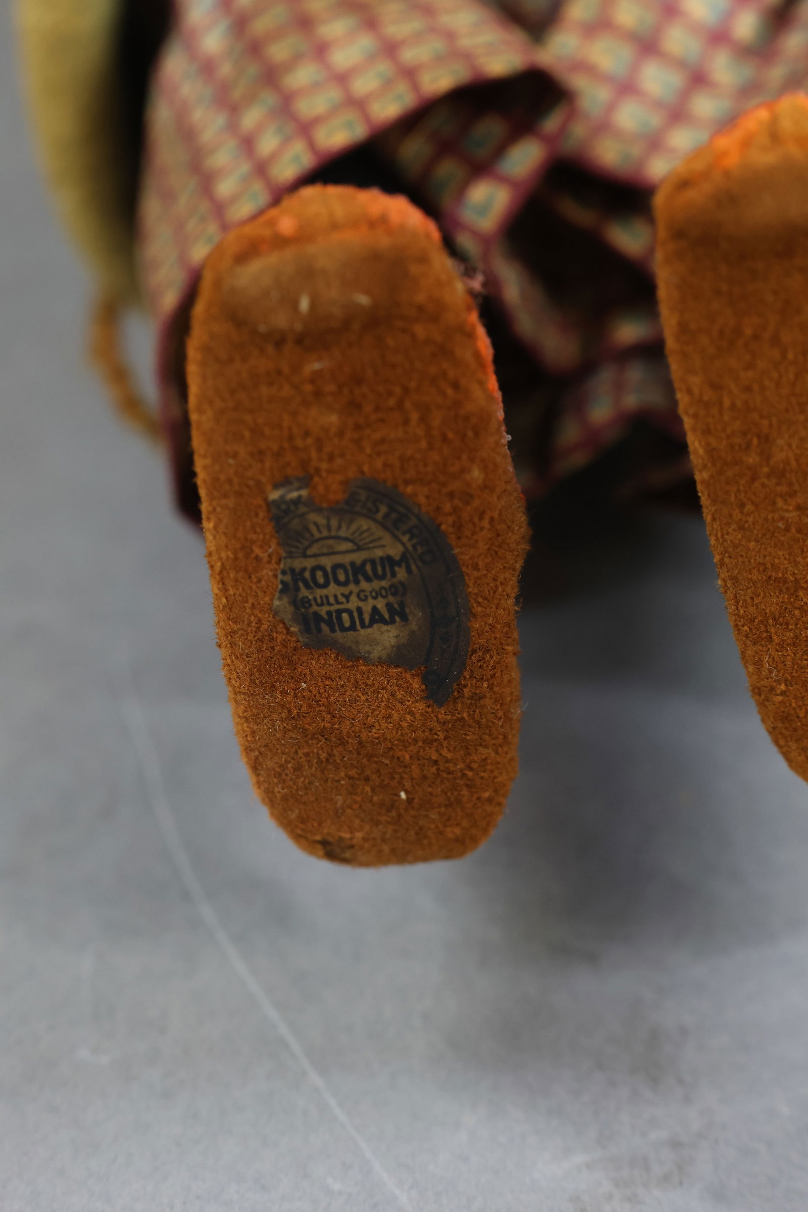 NATIVE AMERICAN DOLLS. - 12