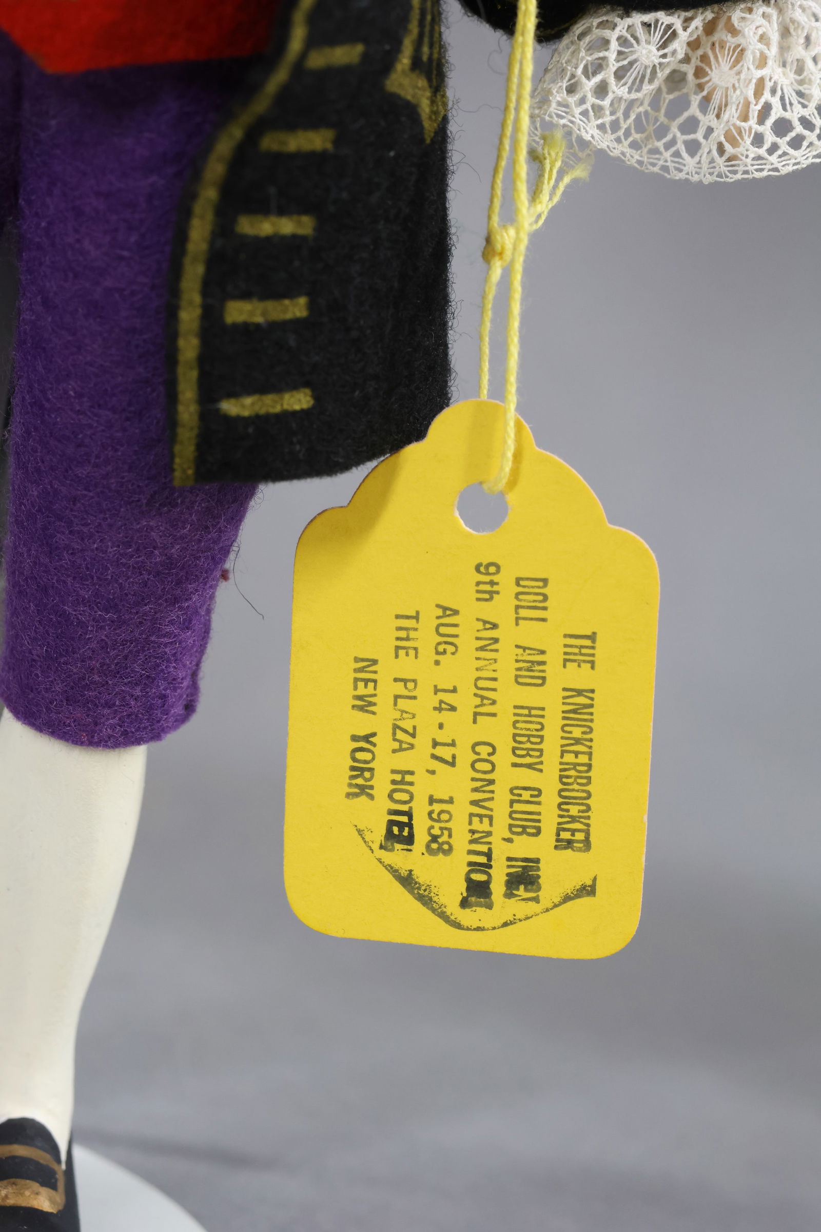 CONTEMPORARY/UFDC DOLLS. - 4