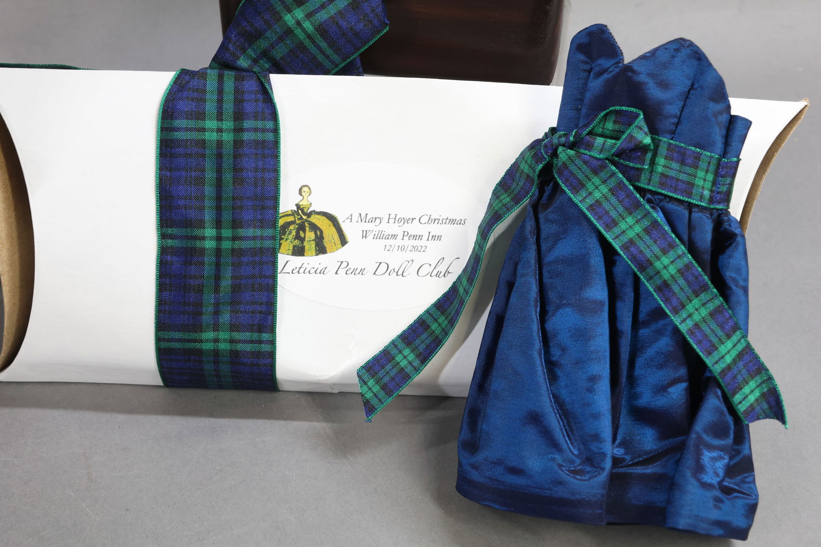 CONTEMPORARY/UFDC DOLLS. - 3