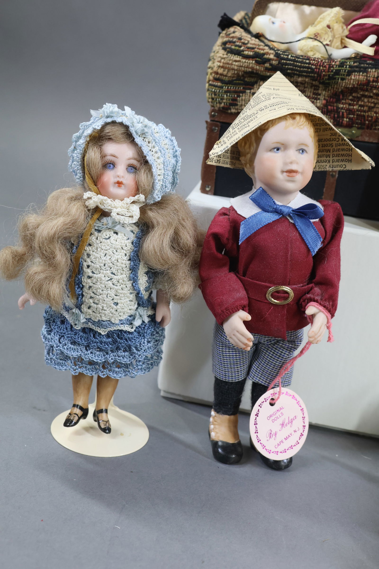 CONTEMPORARY/UFDC DOLLS. - 7