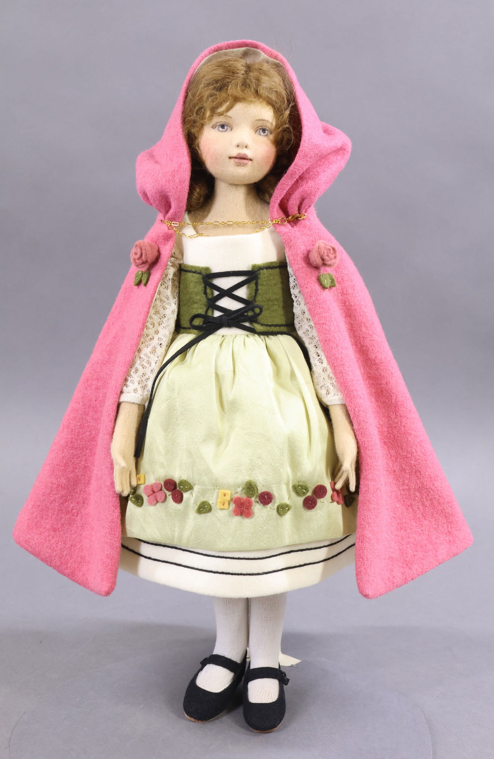 ARTIST DOLLS - M. IACONO.: 15" MINT "Happily Ever After" doll. (No box). This lot is being sold AS IS.