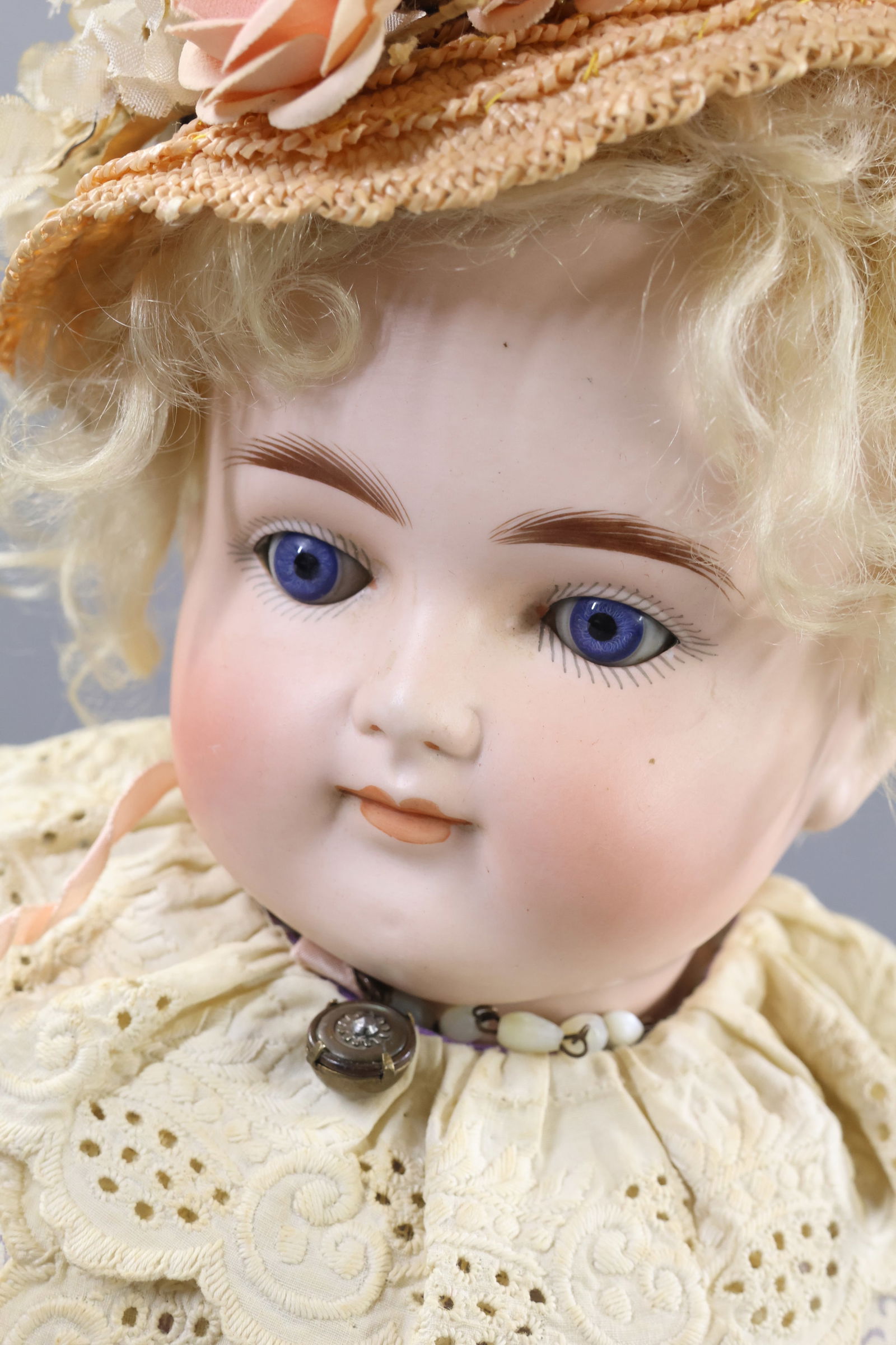 GERMAN BISQUE DOLLS. - 8