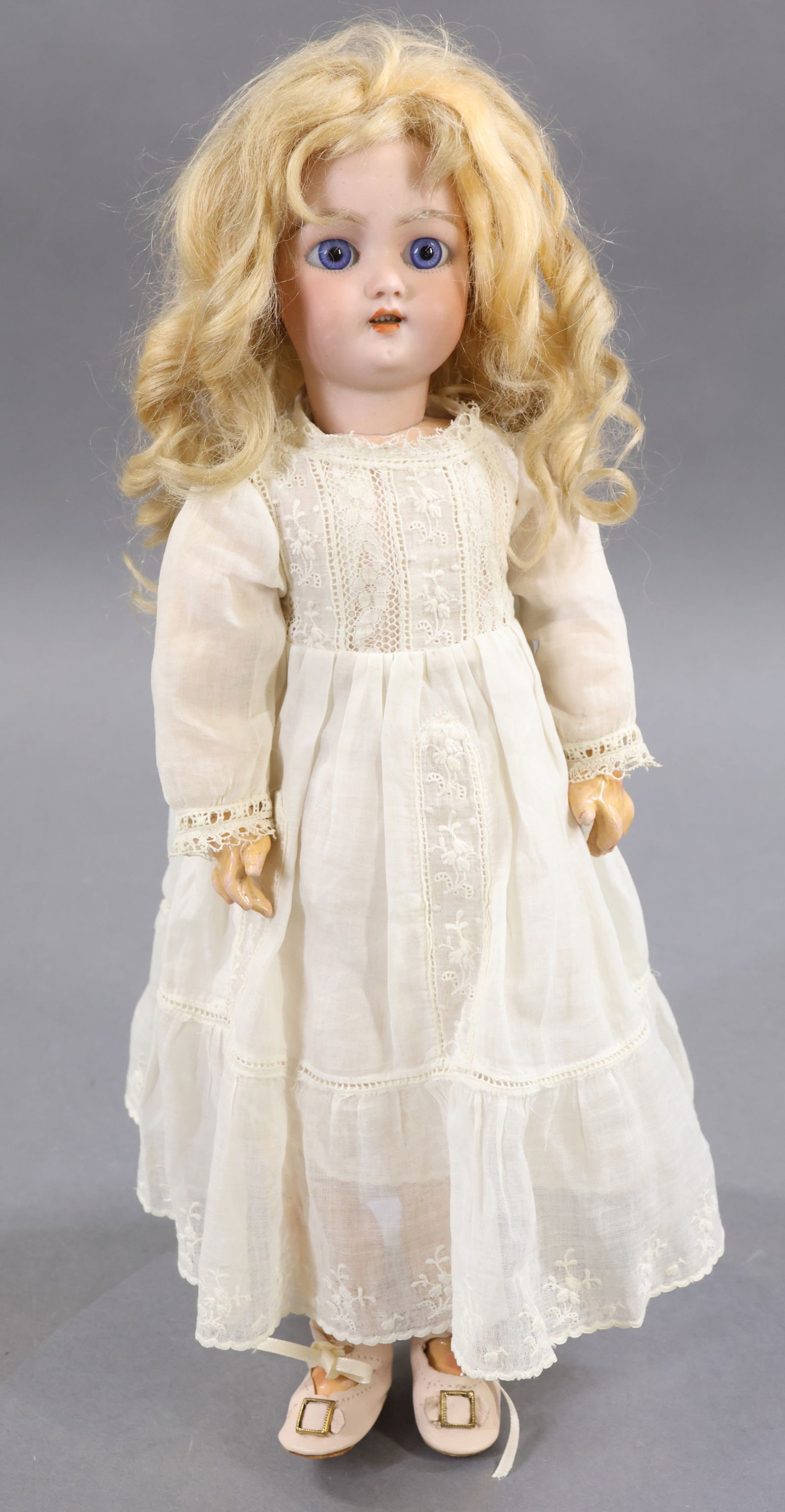 GERMAN BISQUE DOLLS. - 10