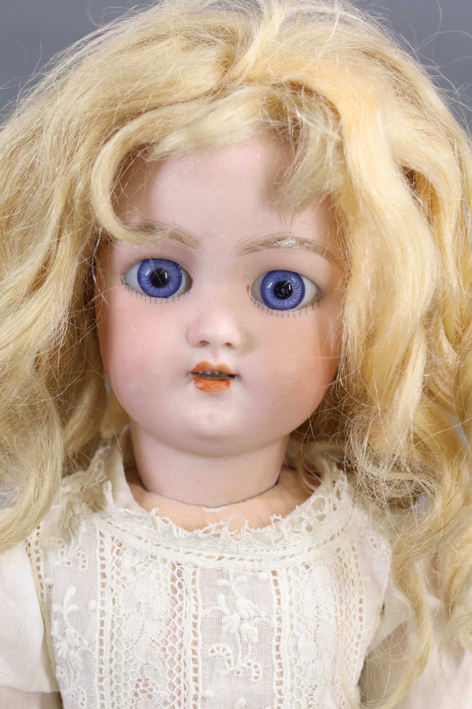 GERMAN BISQUE DOLLS. - 11