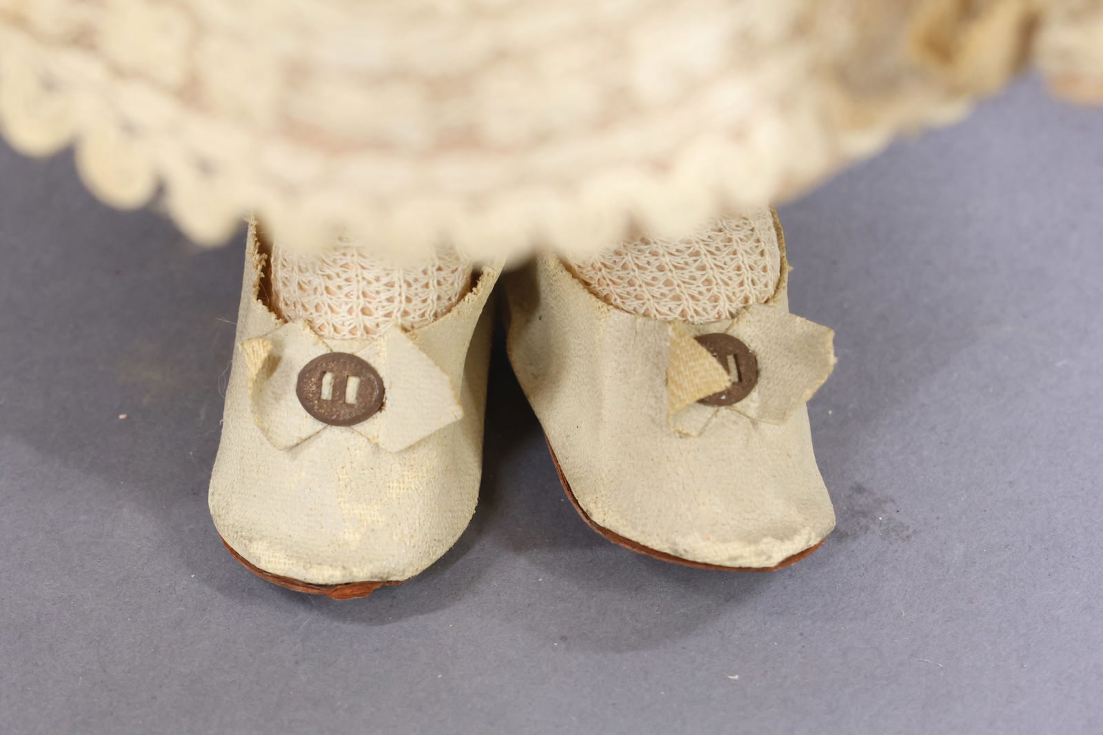 GERMAN/FRENCH BISQUE DOLLS. - 13