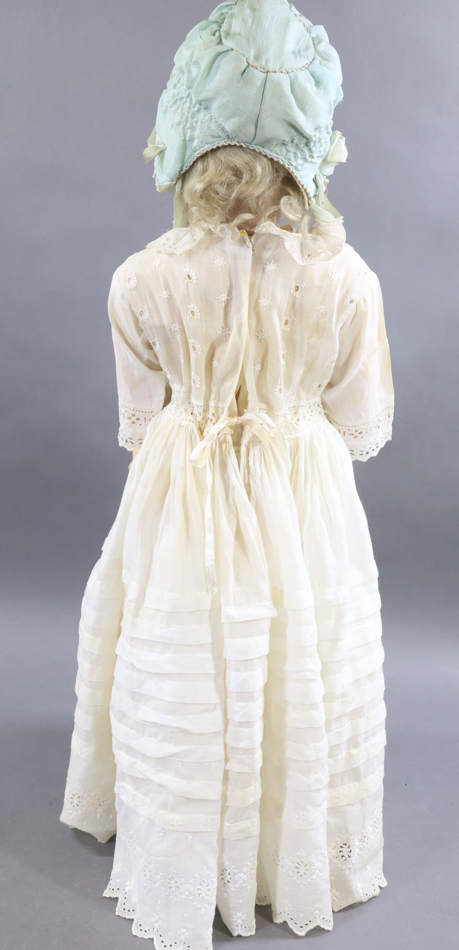 GERMAN BISQUE DOLLS. - 12