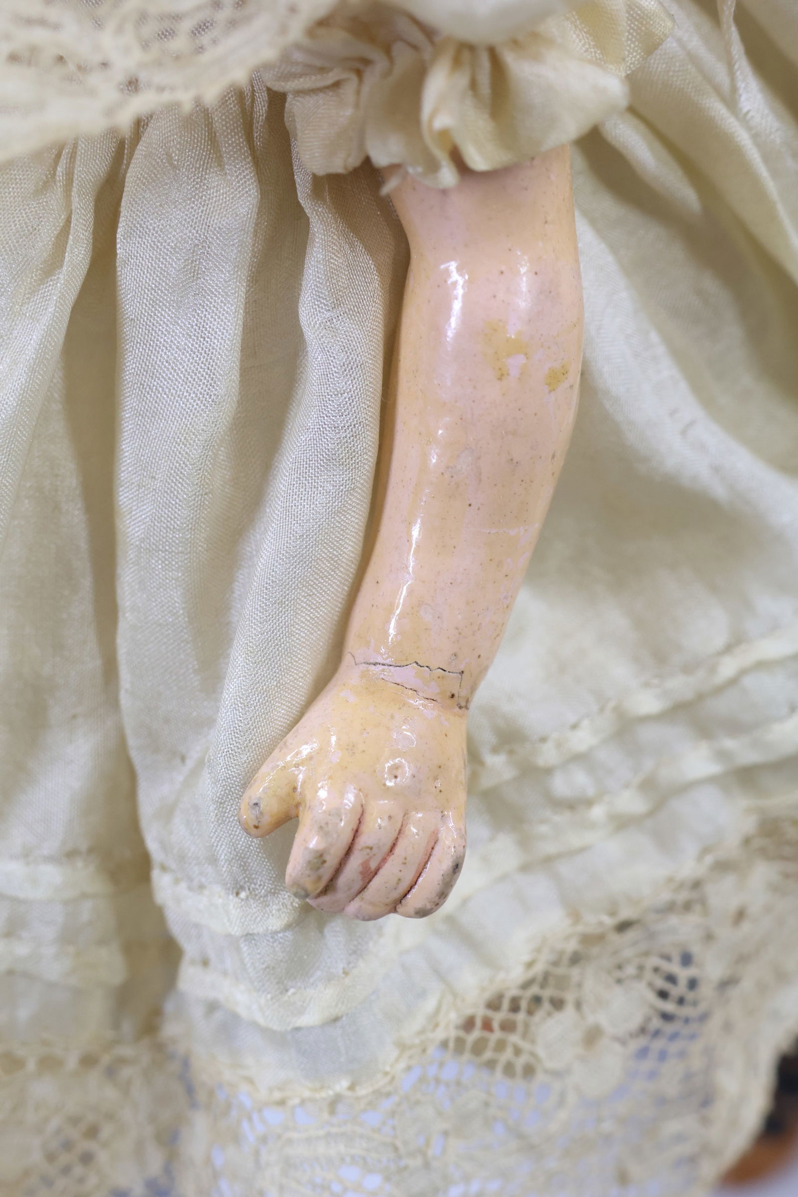 GERMAN BISQUE DOLLS. - 14