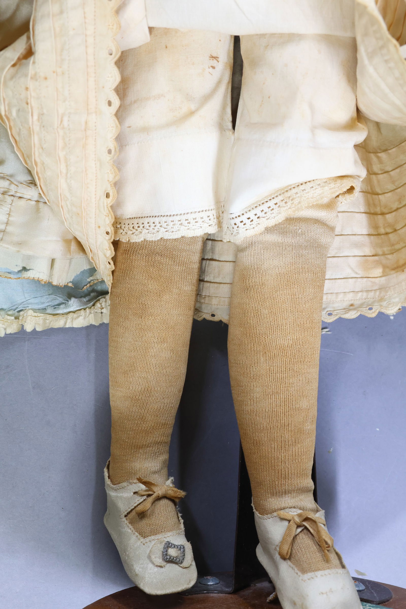 GERMAN BISQUE DOLLS. - 11