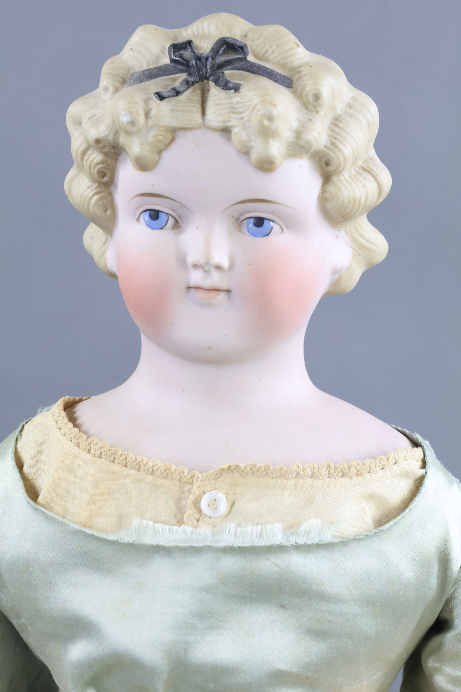 GERMAN BISQUE DOLLS. - 2