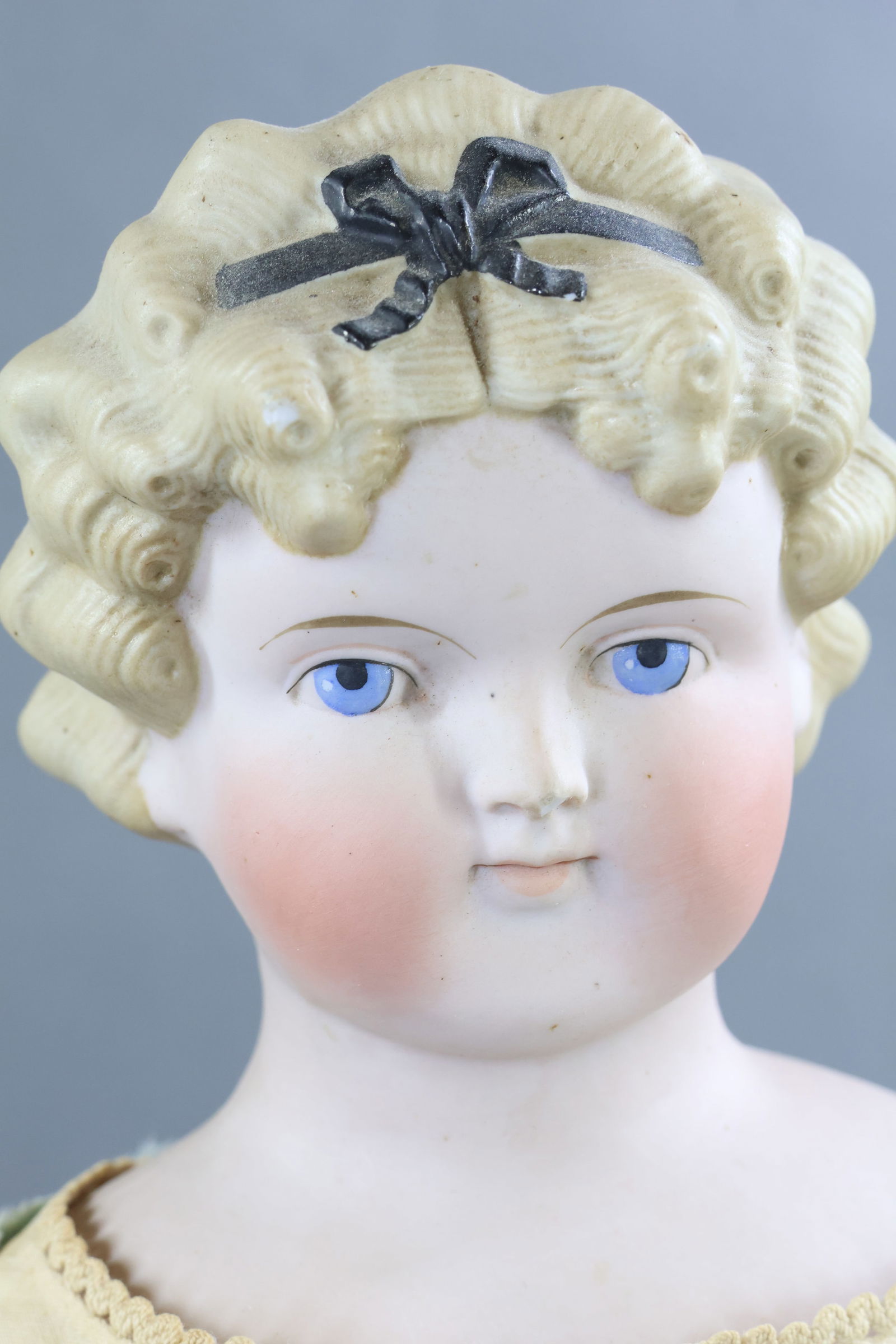 GERMAN BISQUE DOLLS. - 3