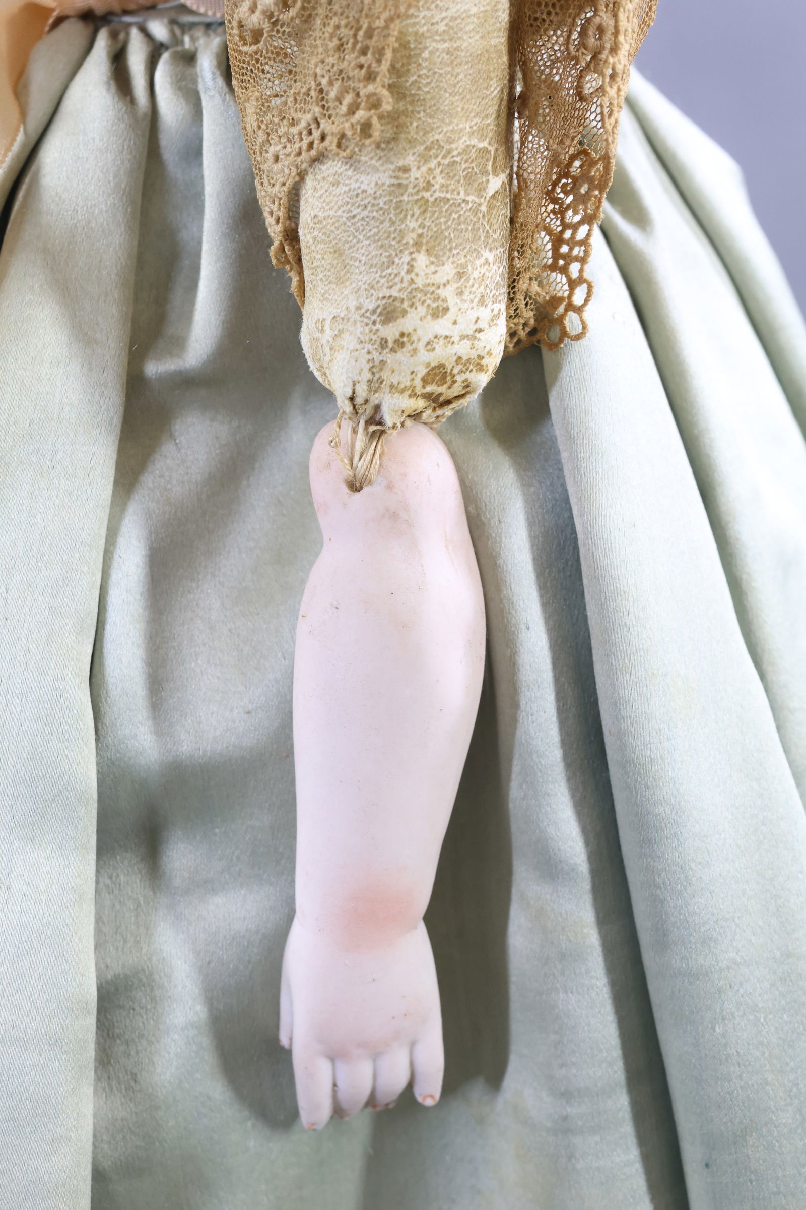 GERMAN BISQUE DOLLS. - 5