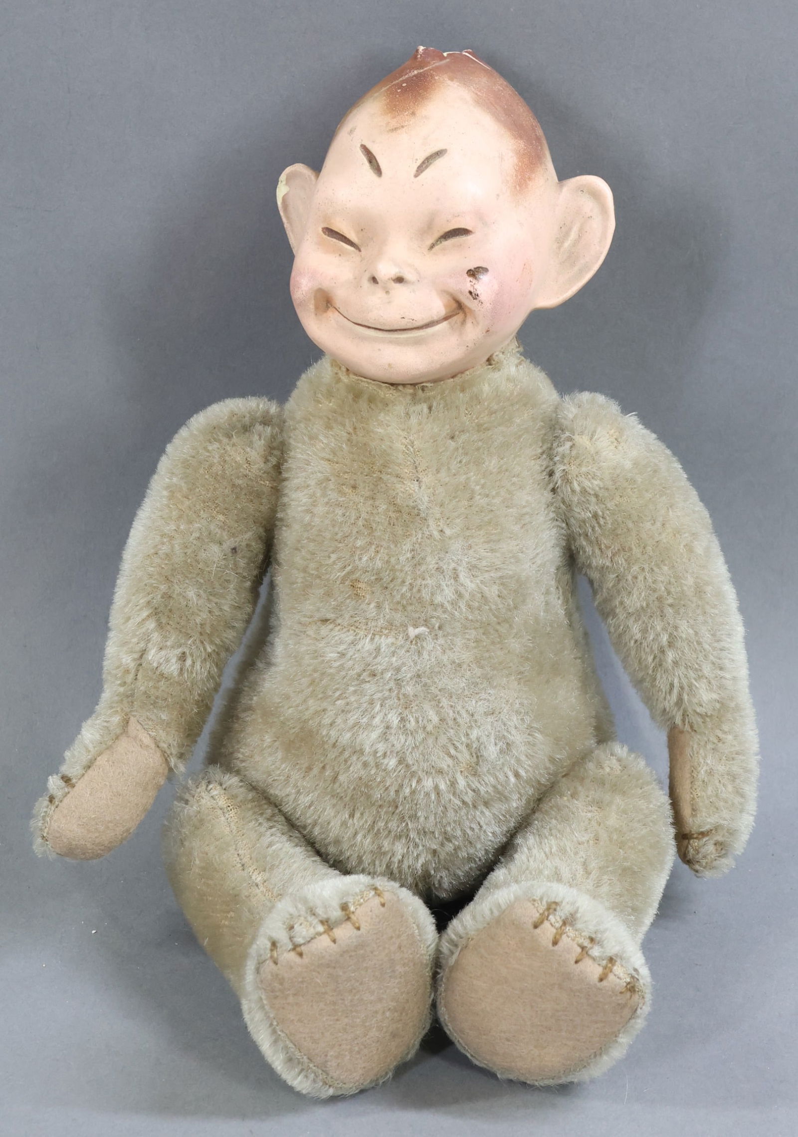 CHARACTER DOLLS. - 12