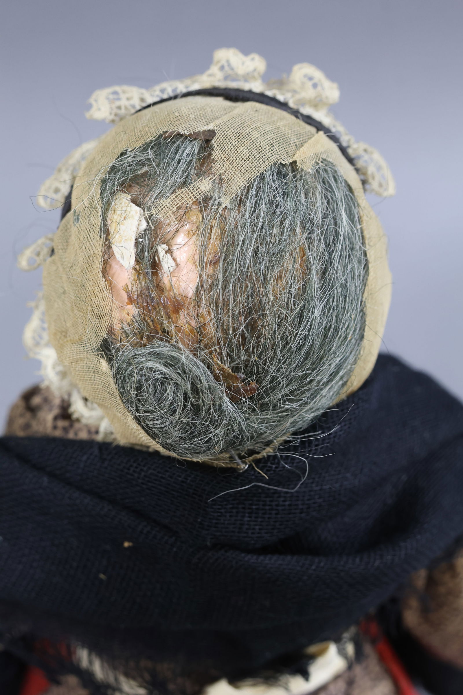 ANTIQUE PEDDLER. - 4