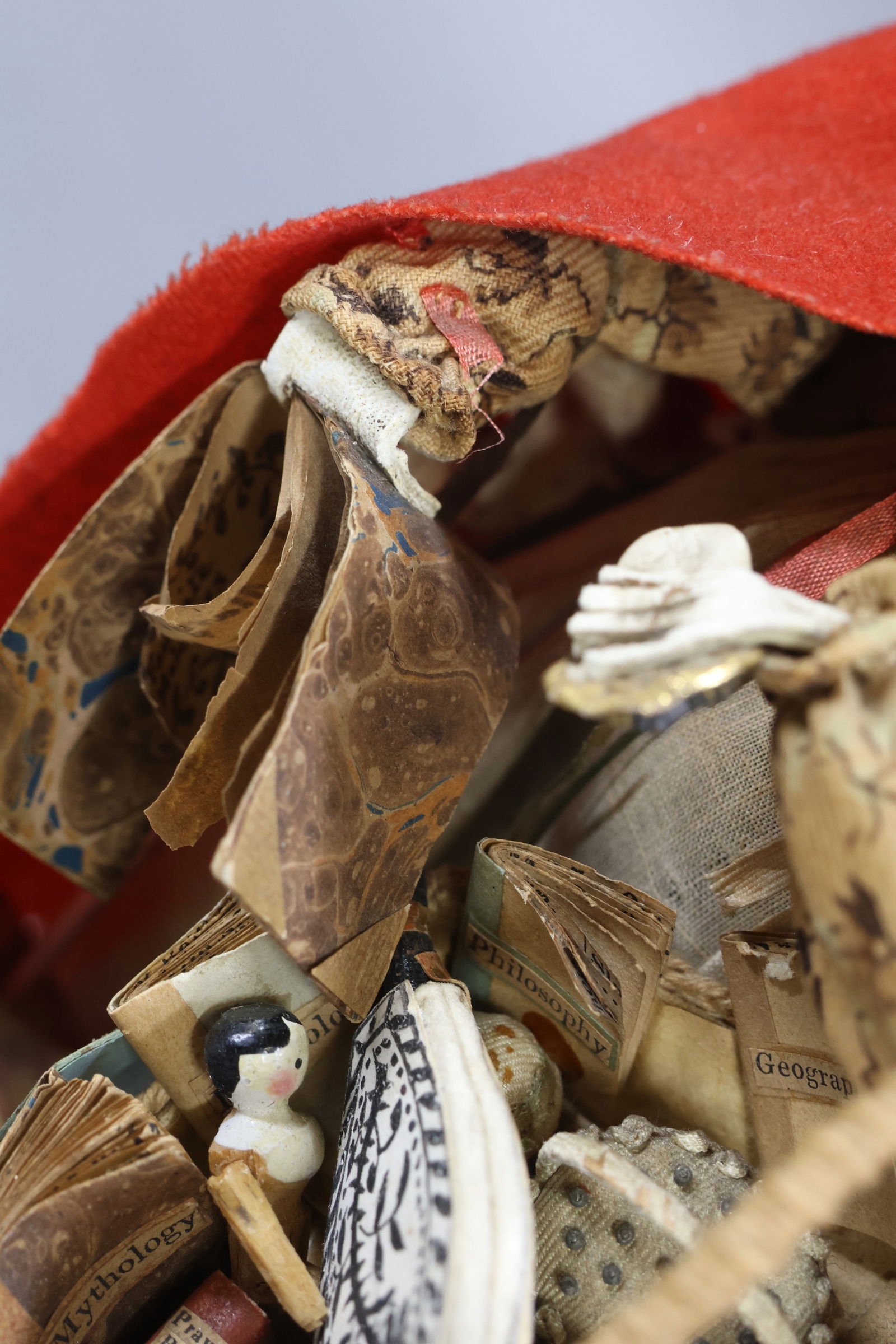 ANTIQUE PEDDLER. - 6