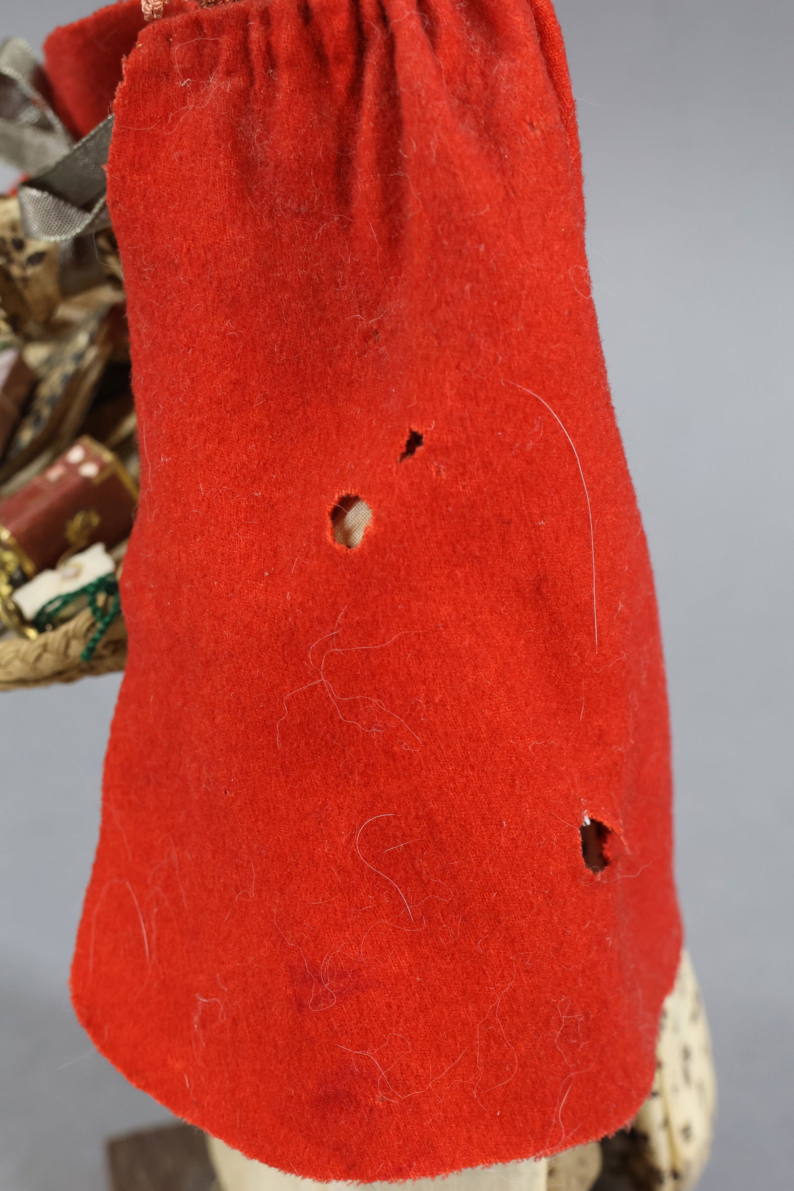 ANTIQUE PEDDLER. - 6